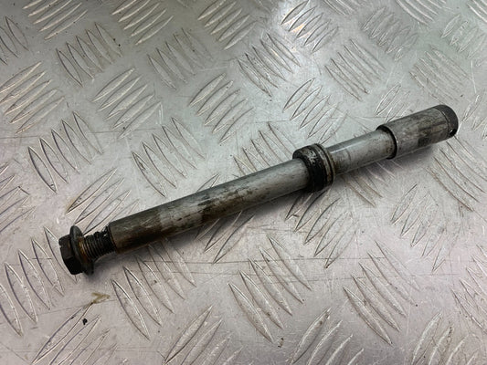 HONDA NT650 V DEAUVILLE FRONT WHEEL SPINDLE  YEAR 1999 (CMB1268)