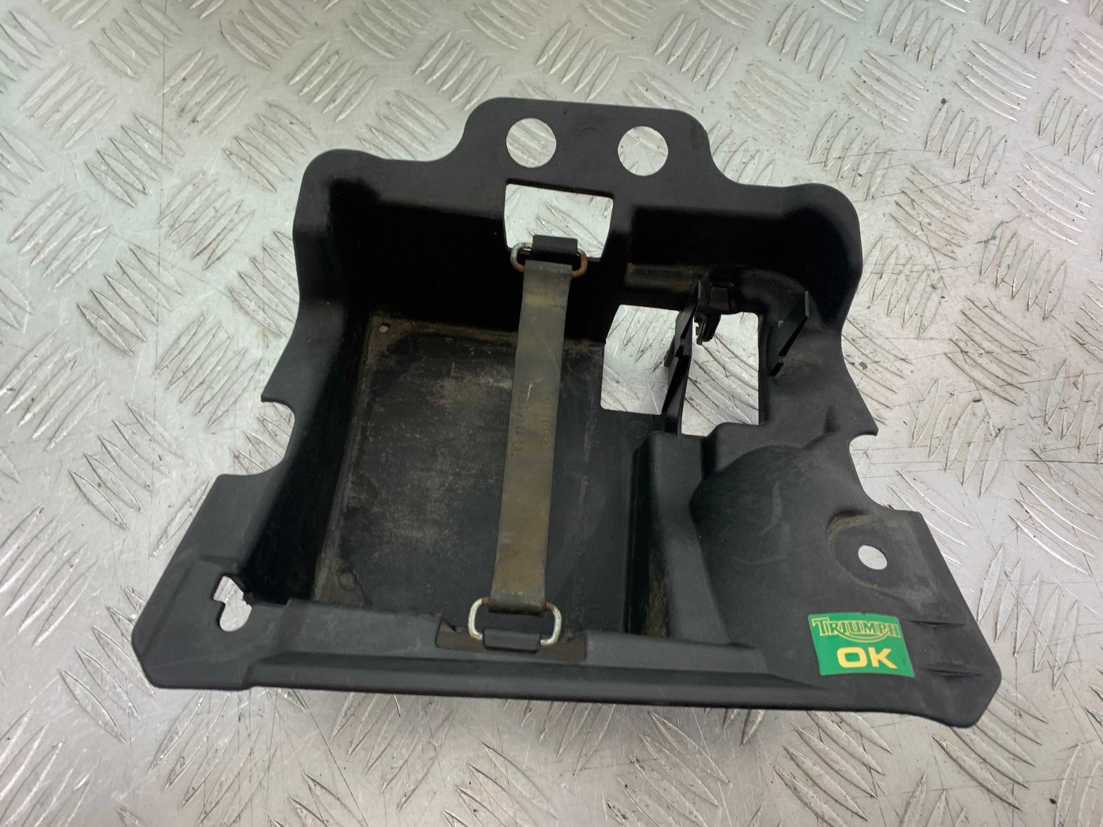 TRIUMPH 1050 SPRINT ST BATTERY BOX  2003-2011 (CMB1285)