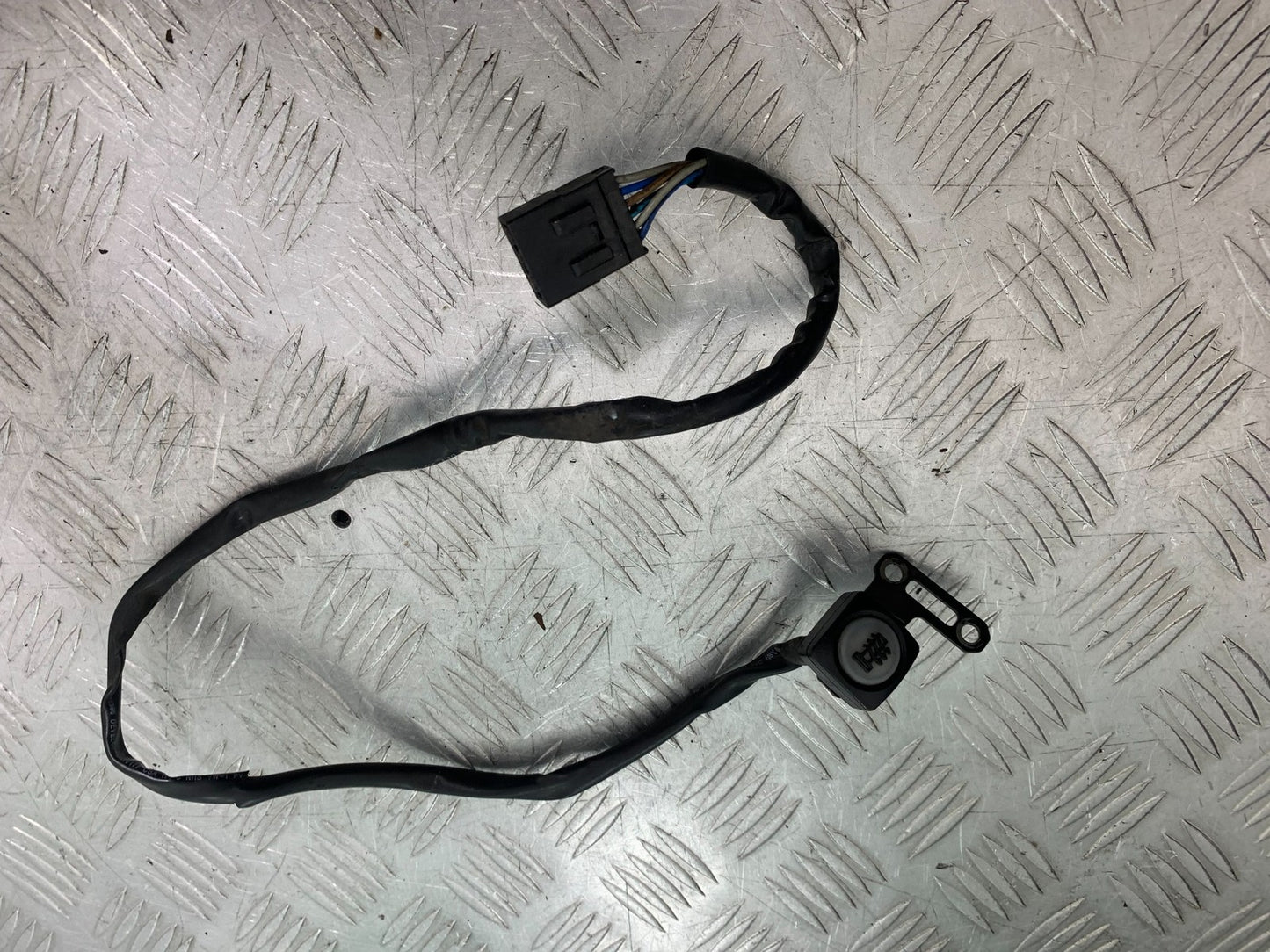 TRIUMPH 675 STREET TRIPLE RX HEATED GRIP SWITCH   2015- 2017 (CMB1299)