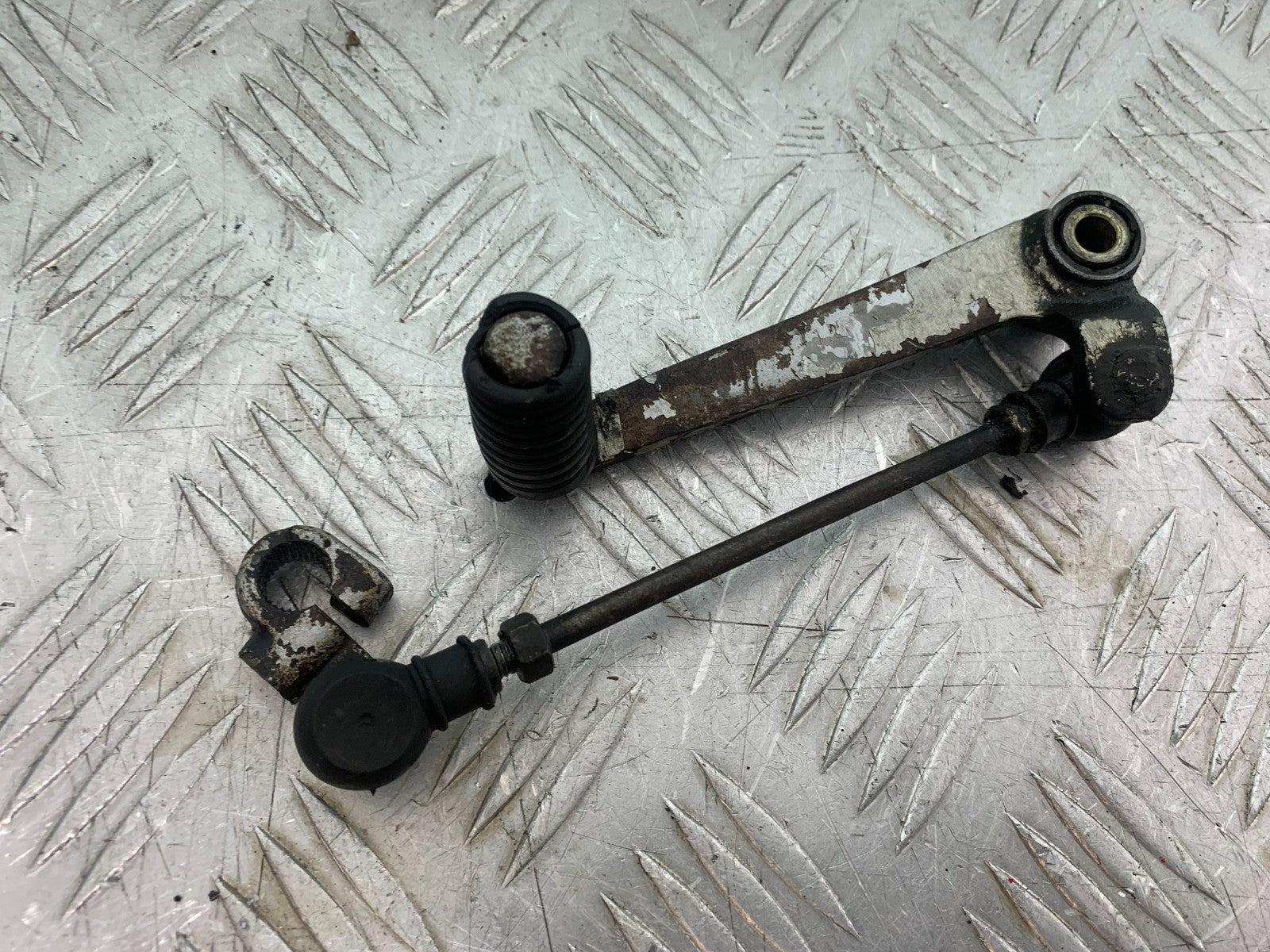 HONDA NTV 600 REVERE GEAR LEVER YEAR 1988-1996  (CMB1281)