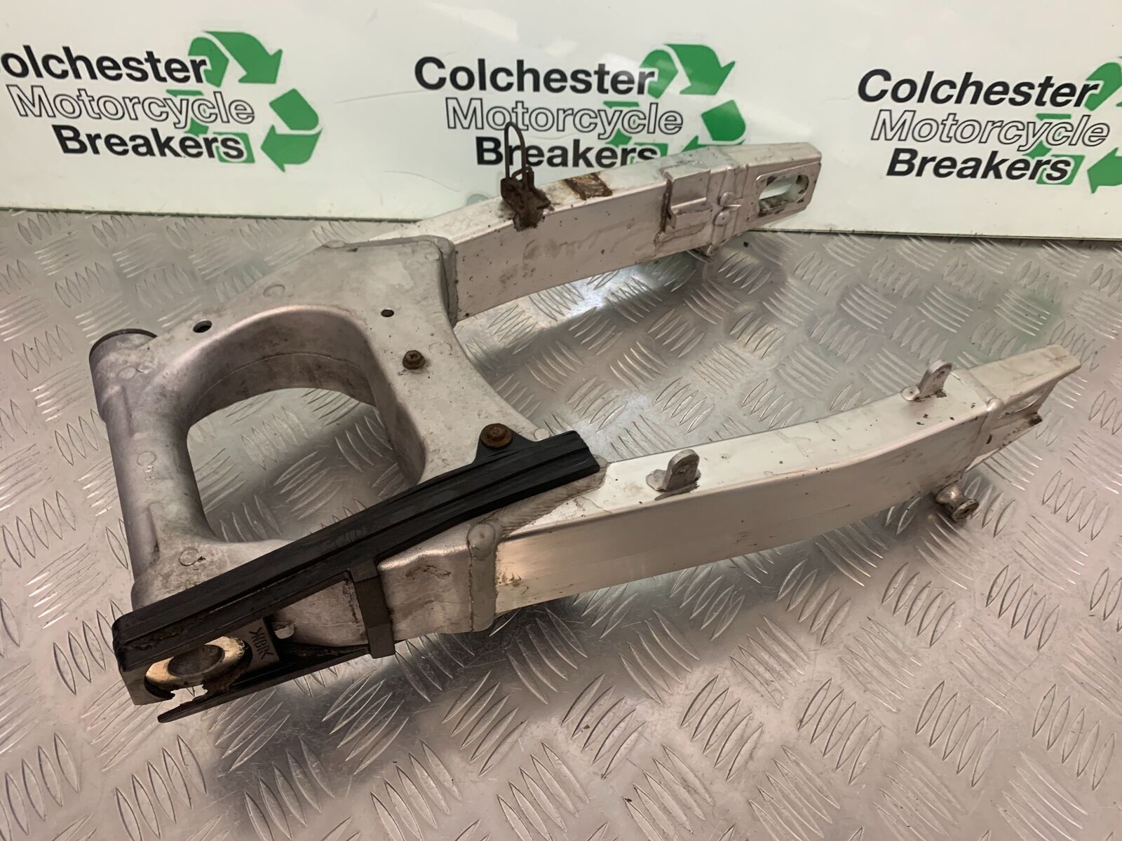 SUZUKI SV1000 SV 1000 K4 SWINGARM  YEAR 2004 (STOCK 990)