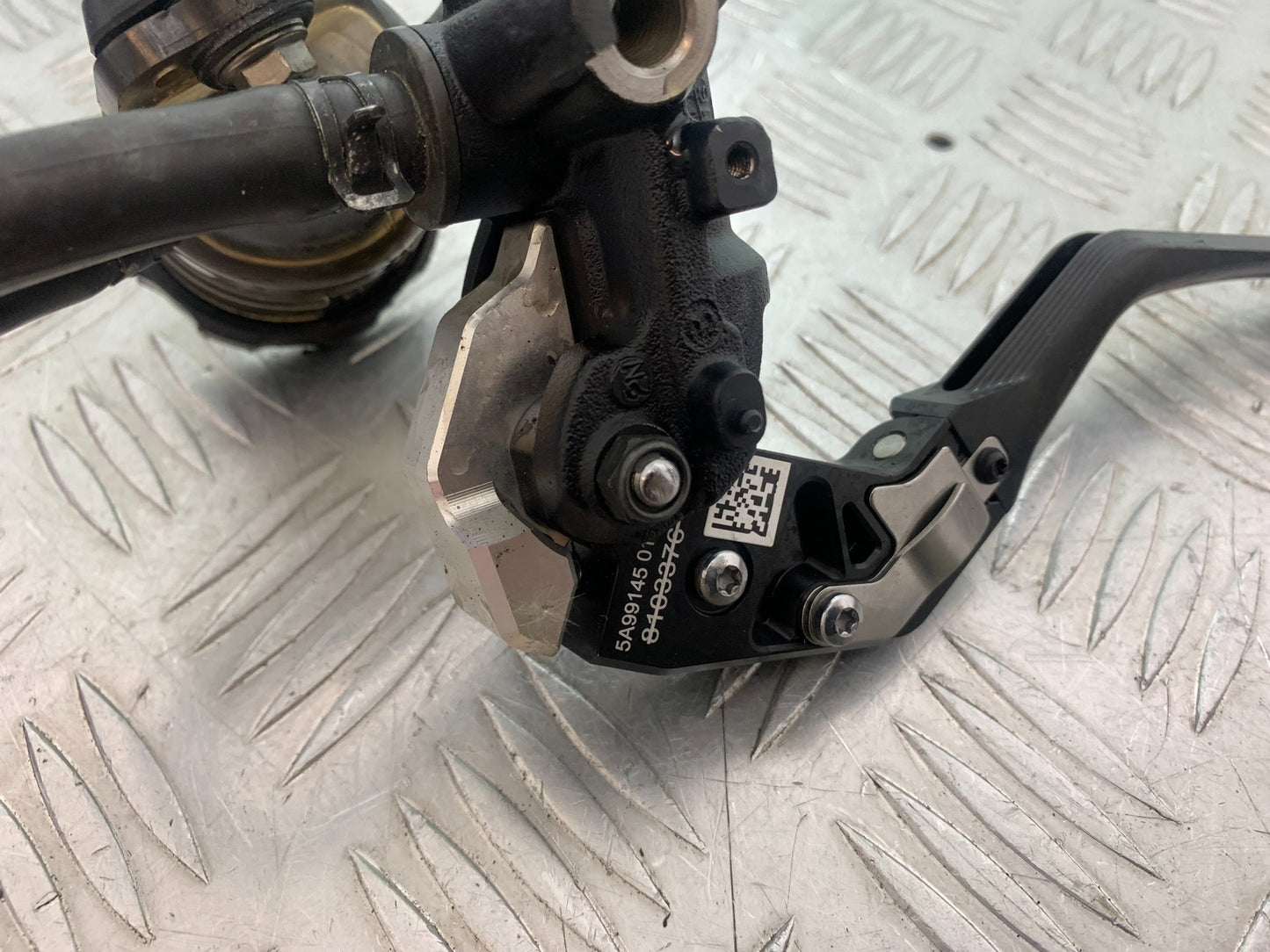 BMW M1000 R FRONT BRAKE MASTER CYLINDER  YEAR 2023-2024 (CMB1140)