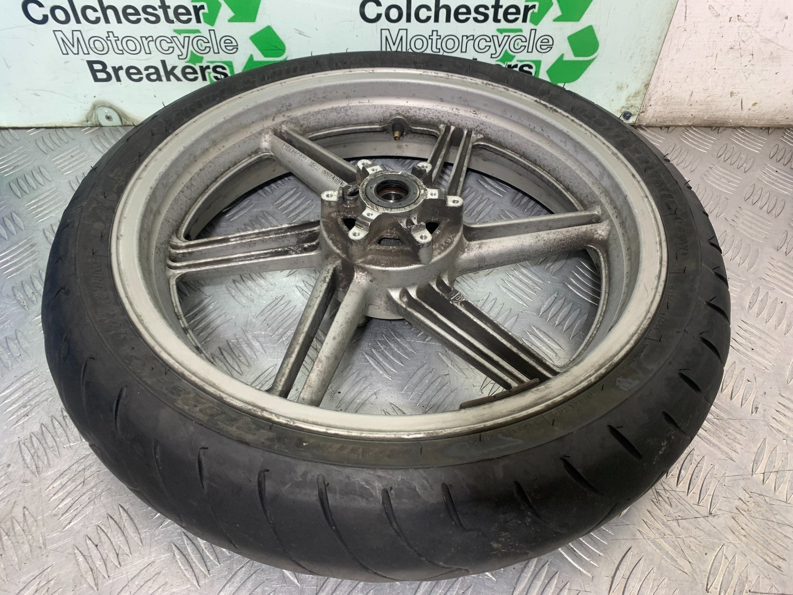 HONDA CBF600 CBF 600 FRONT WHEEL  YEAR 2004-07  (CMB1305)
