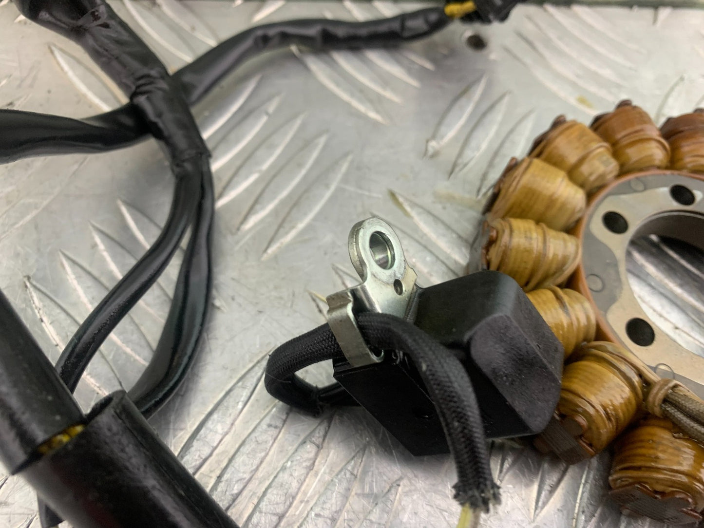 HONDA CBR1000 RR CBR1000RR FIREBLADE GENERATOR STATOR 2008-2011 (CMB1179)
