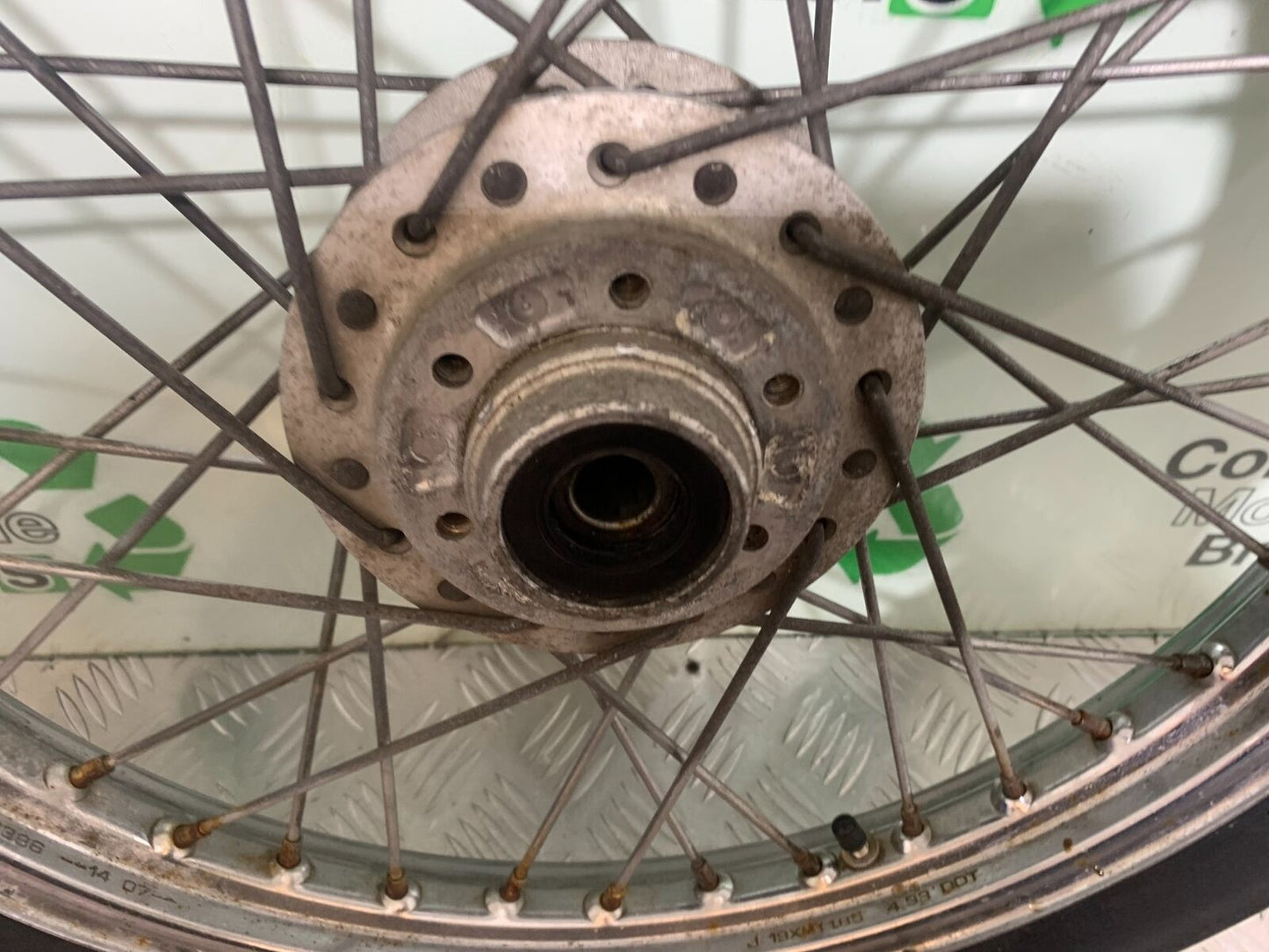 YAMAHA XV535 XV 535 VIRAGO FRONT WHEEL YEAR 1994-02 (CMB1044)