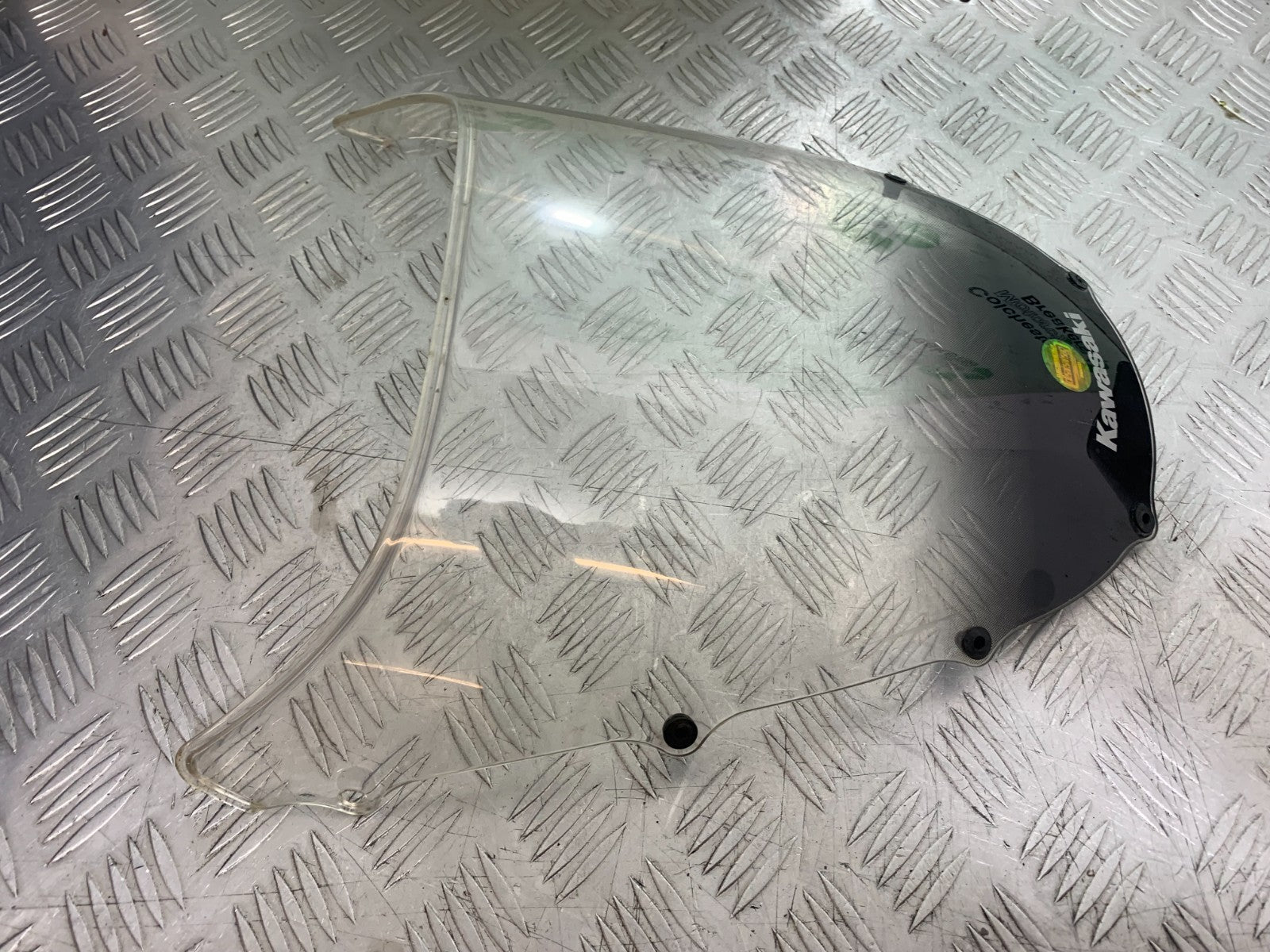 KAWASAKI ZX9R ZX9 R SCREEN  YEAR 1998-1999 (CMB1329)