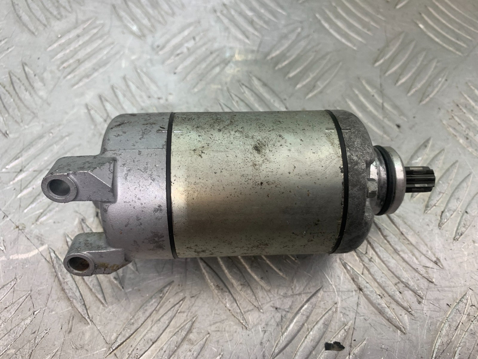 HONDA CBR1000 rr FIREBLADE STARTER MOTOR   YEAR 2006 (CMB1220)