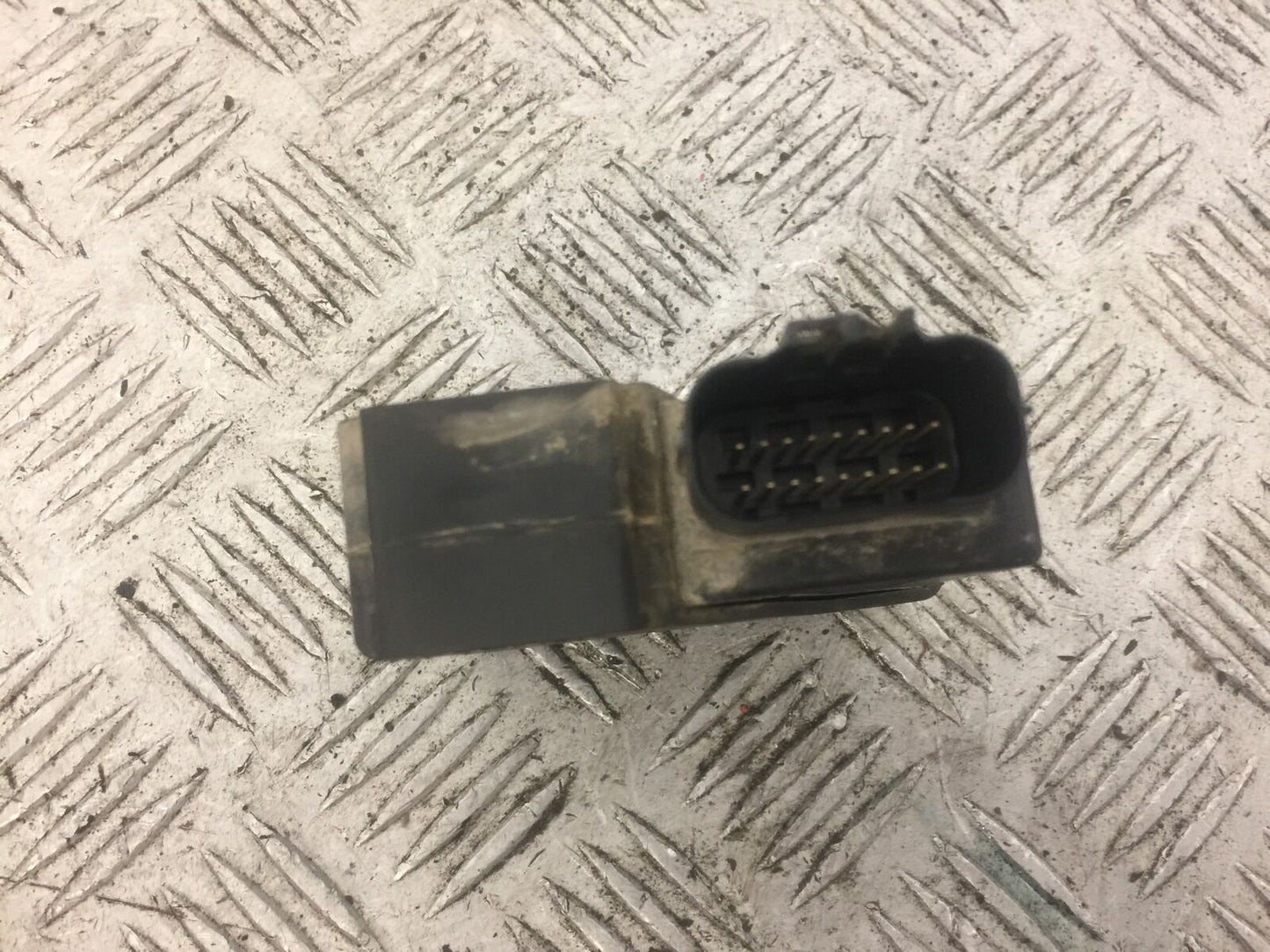 HONDA CRF1000 CRF 1000 L AFRICA TWIN HEADLIGHT RELAY YEAR 2016-2019 (STOCK 695)