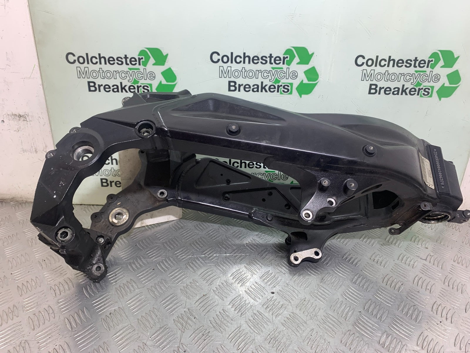 APRILIA RSV1000 R FACTORY MILLE FRAME REG LOG BOOK    2004-09 (CMB1203)