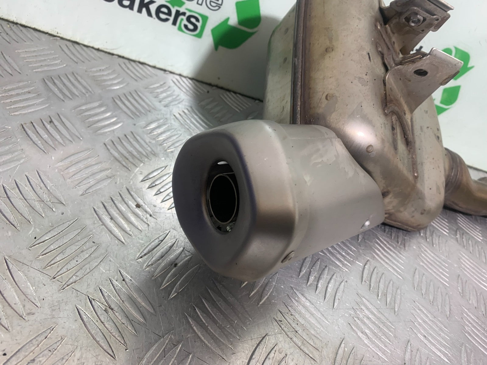 YAMAHA YZF R7 EXHAUST   YEAR 2022-2025 (CMB1255)