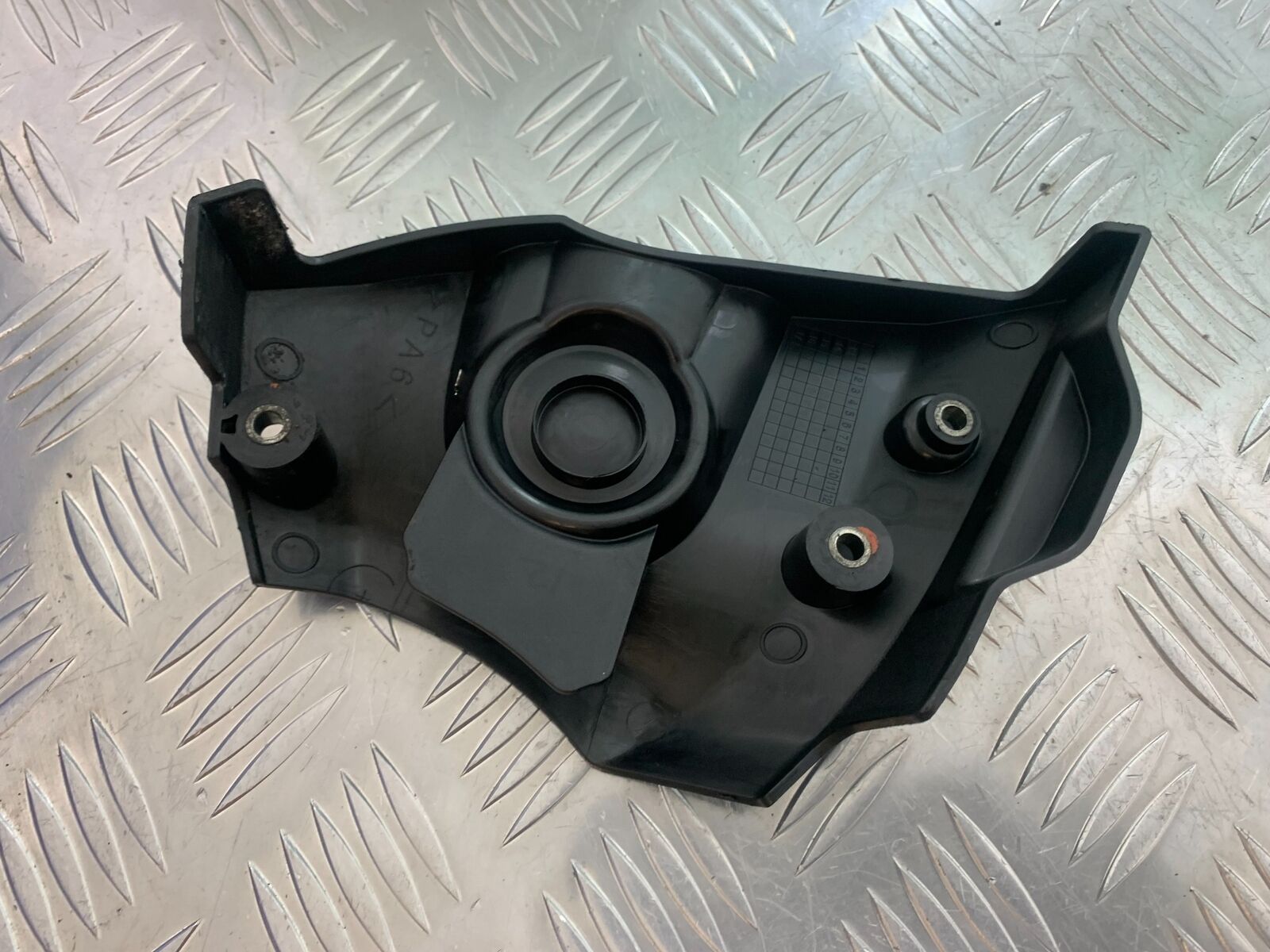 YAMAHA MT07 MT-07 SPROCKET COVER YEAR 2014 (STOCK 995)