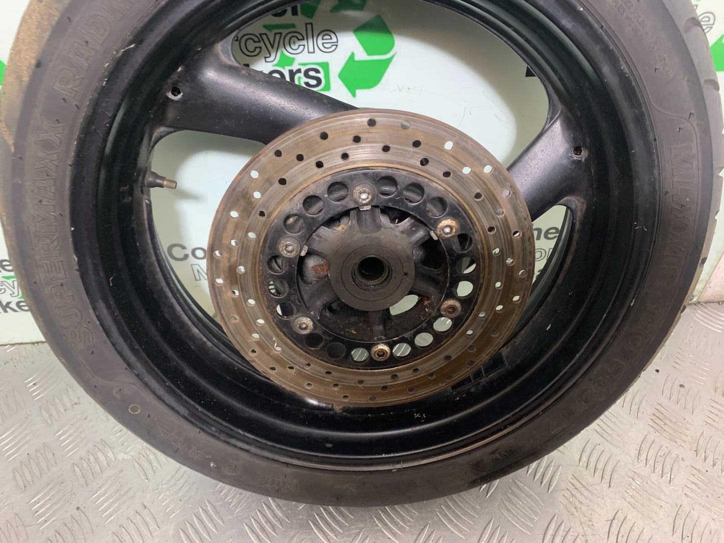 YAMAHA FZS600 FAZER 600 REAR WHEEL  YEAR 1998-2001 (CMB1267)