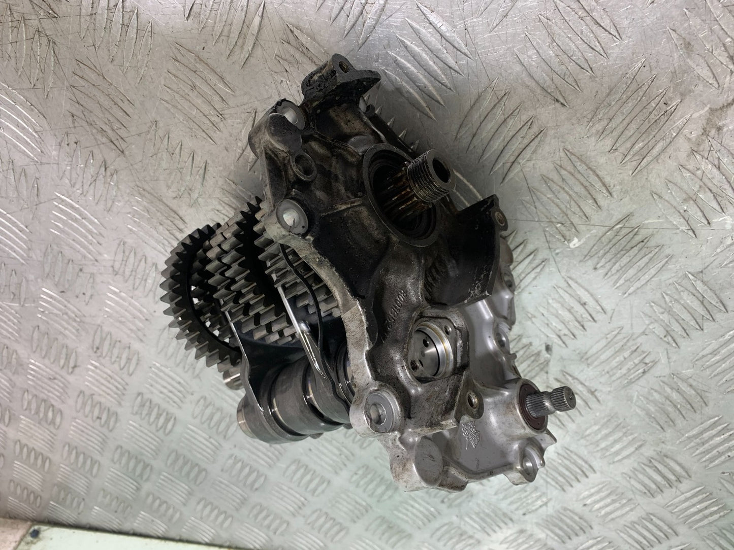 MV AGUSTA 675 F3 GEARBOX  YEAR 2012-2016 (CMB1302)