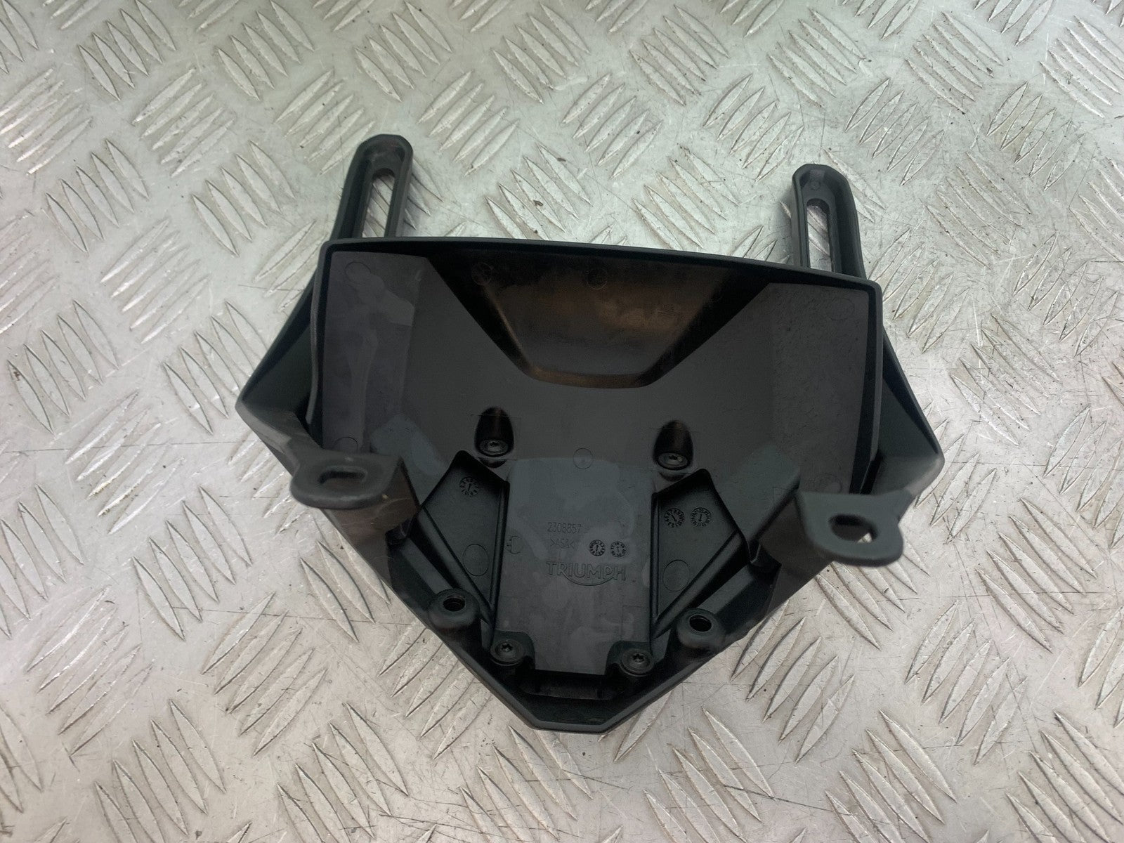 TRIUMPH TIGER 800 XRT SCREEN MOUNT   2018-2020 (CMB1193)