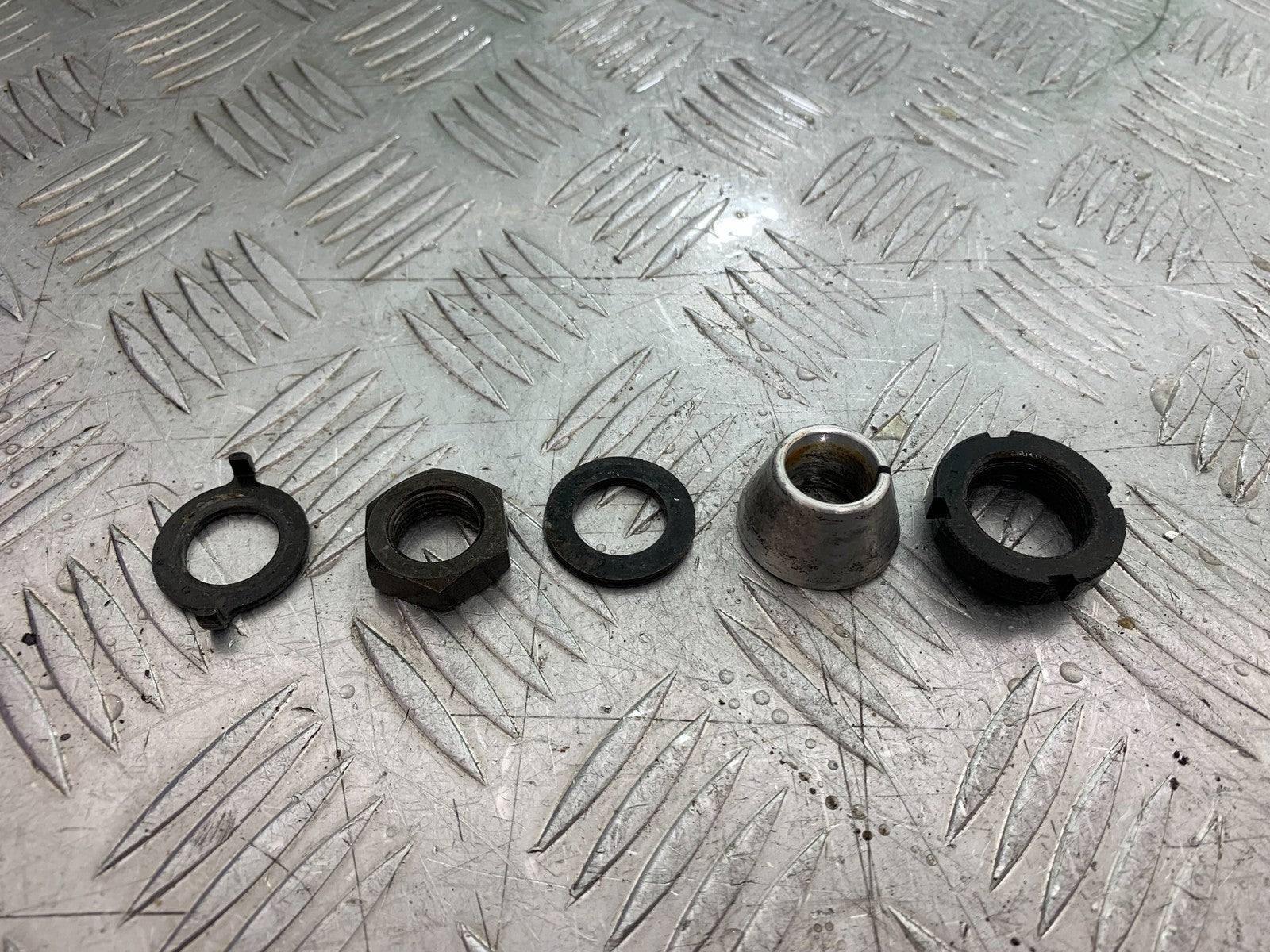 KAWASAKI KLR250 KLR 250 BOTTOM YOKE NUTS AND SPACERS  YEAR 1984-2001 (CMB1225)
