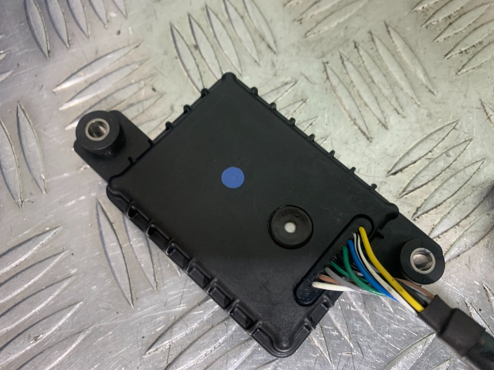 TRIUMPH TRIDENT 660 ECU LOCKS 2X KEYS   YEAR 2021-2024 (CMB1148)
