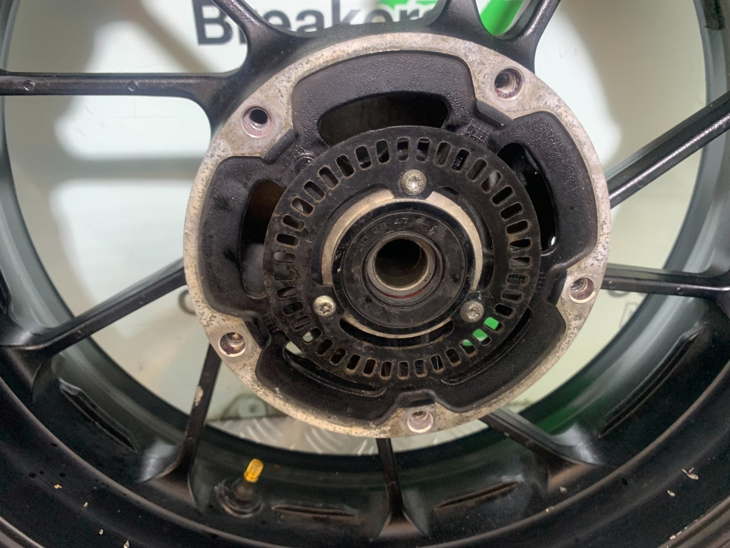 YAMAHA YZF R7 REAR WHEEL YEAR 2022-2025 (CMB1255)