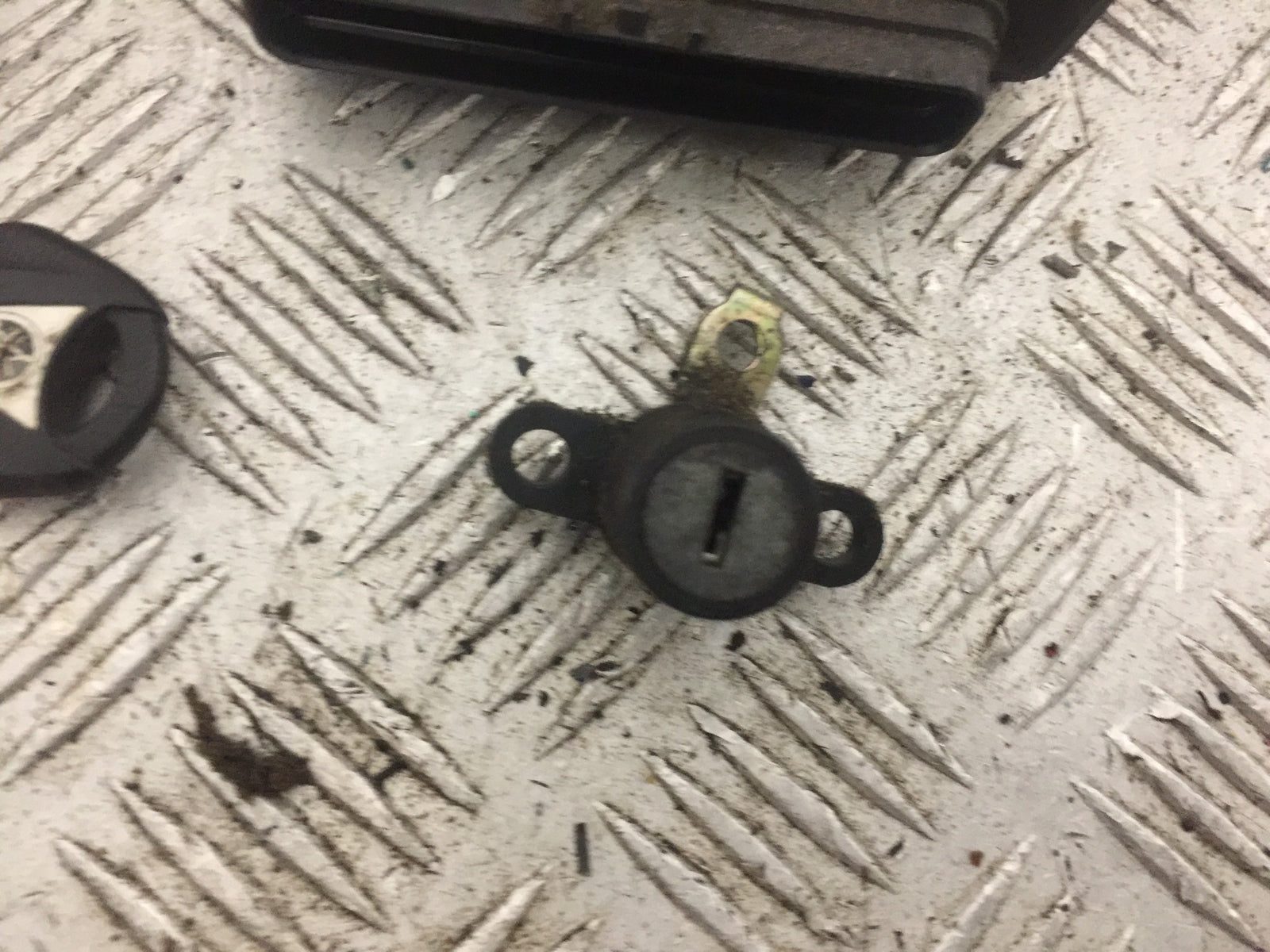 YAMAHA FJR1300 FJR 1300 ECU LOCKS AND KEY  YEAR 2001-05 (STOCK 814)
