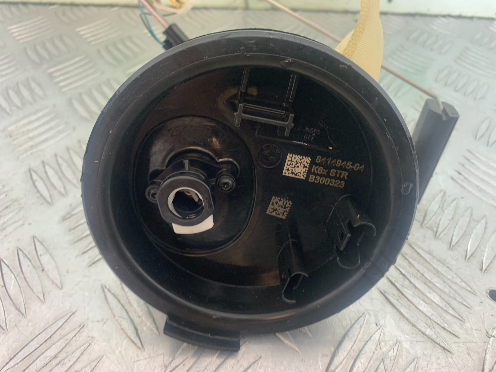 BMW M1000 R PETROL PUMP YEAR 2023-2024 (CMB1140)