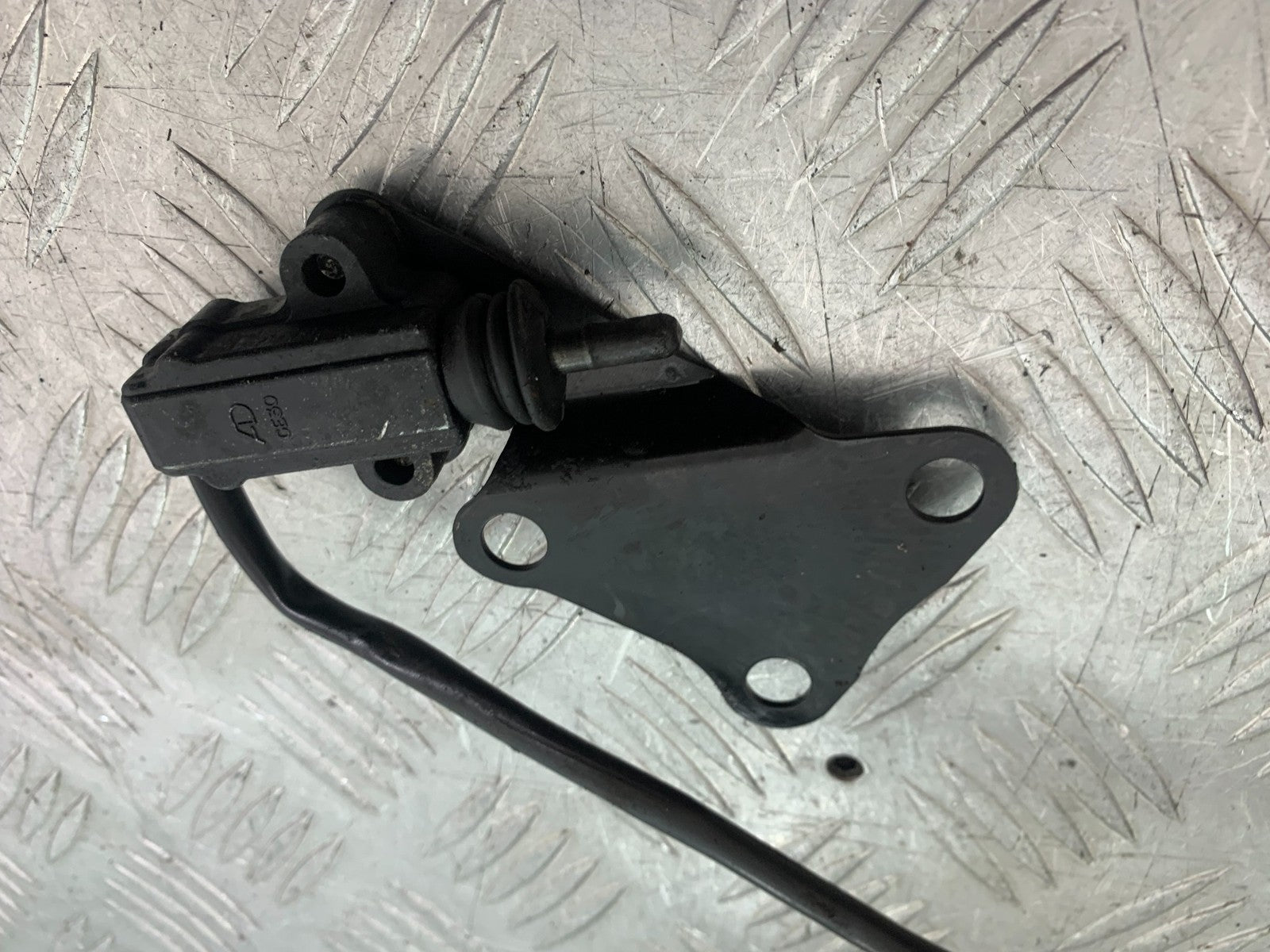 TRIUMPH 1050 SPRINT ST SIDE STAND SWITCH    2003-2011 (CMB1285)