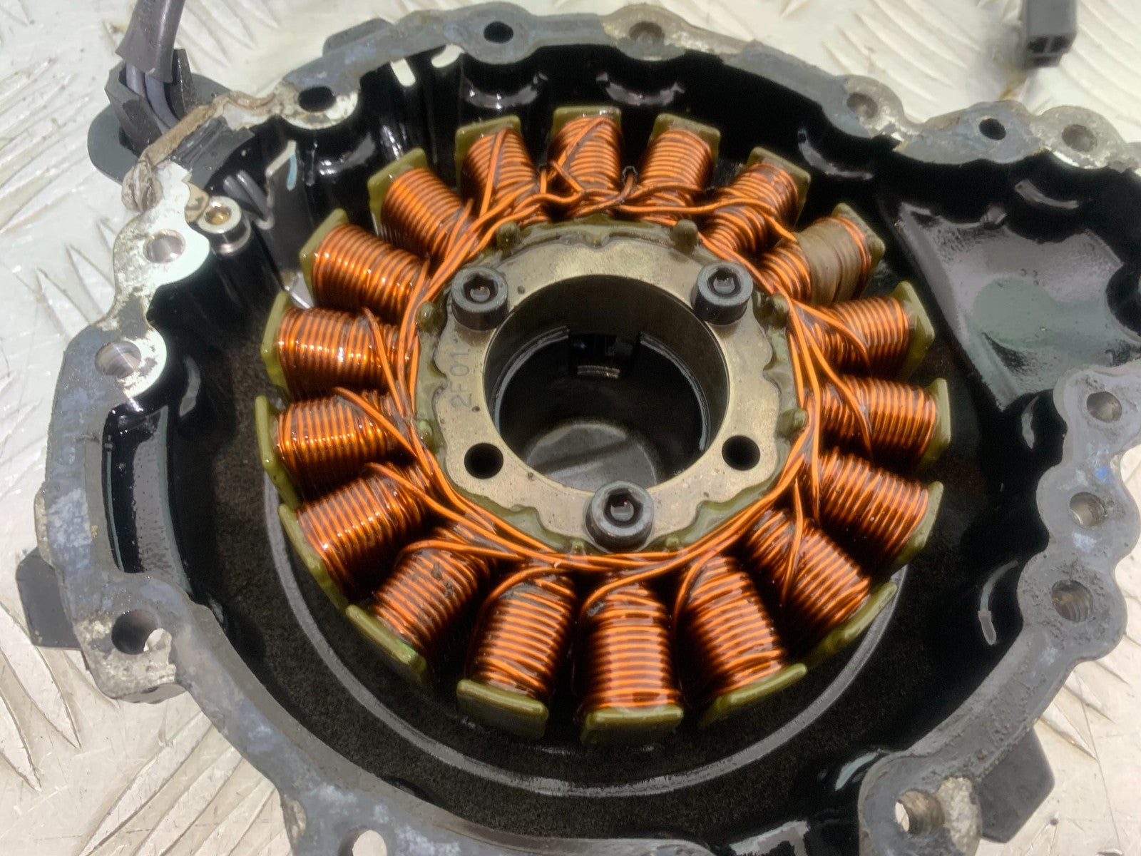 TRIUMPH 1050 SPRINT GT GENERATOR AND COVER   YEAR 2010-2016 (CMB1250)