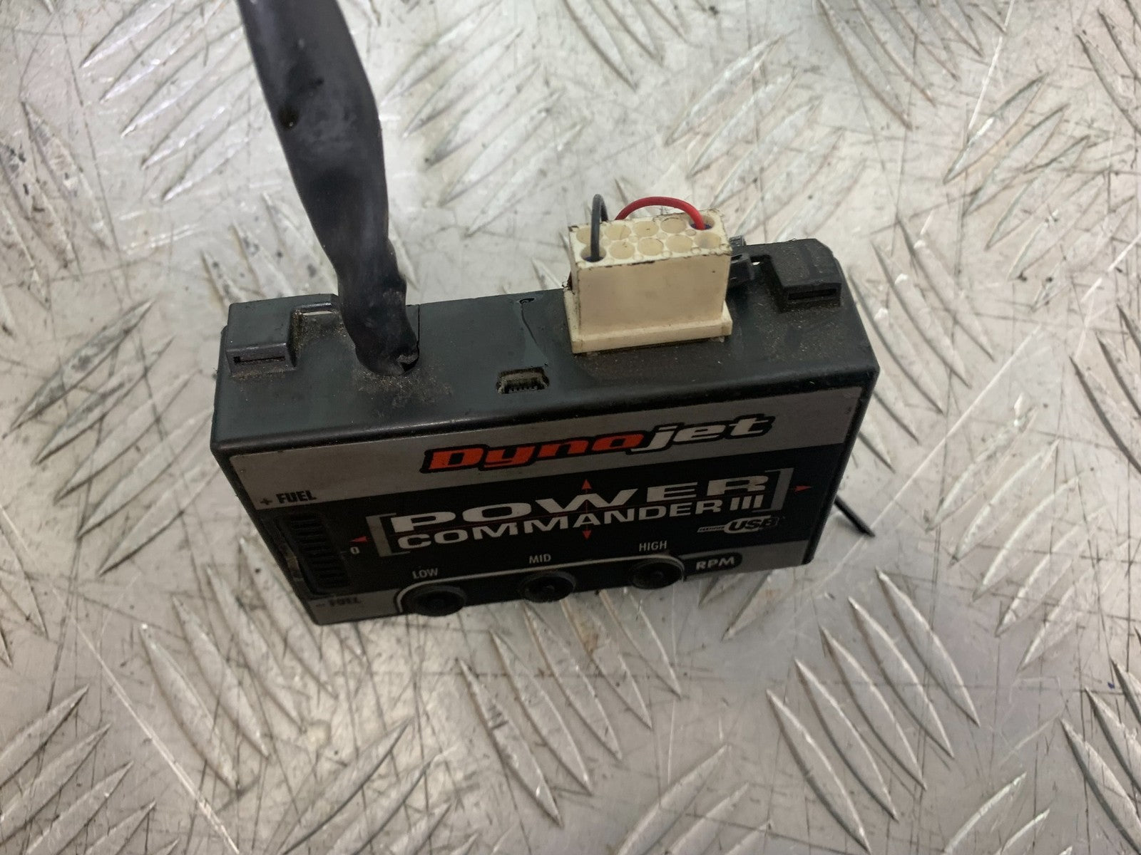 SUZUKI SV1000 SV 1000 S POWER COMMANDER  YEAR 2003-2007 (CMB1293)