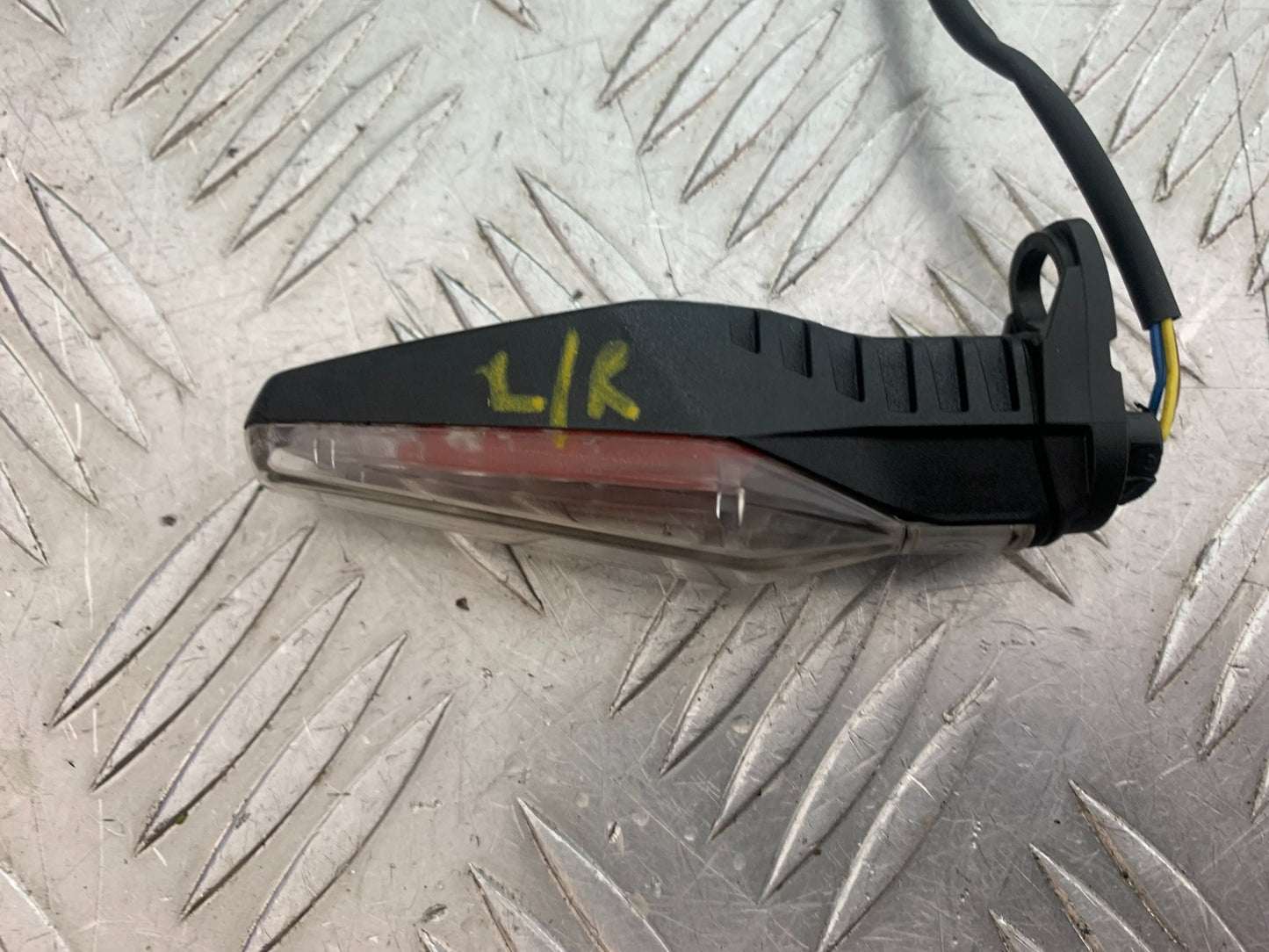 BMW M1000 R LEFT REAR INDICATOR YEAR 2023-2024 (CMB1140)