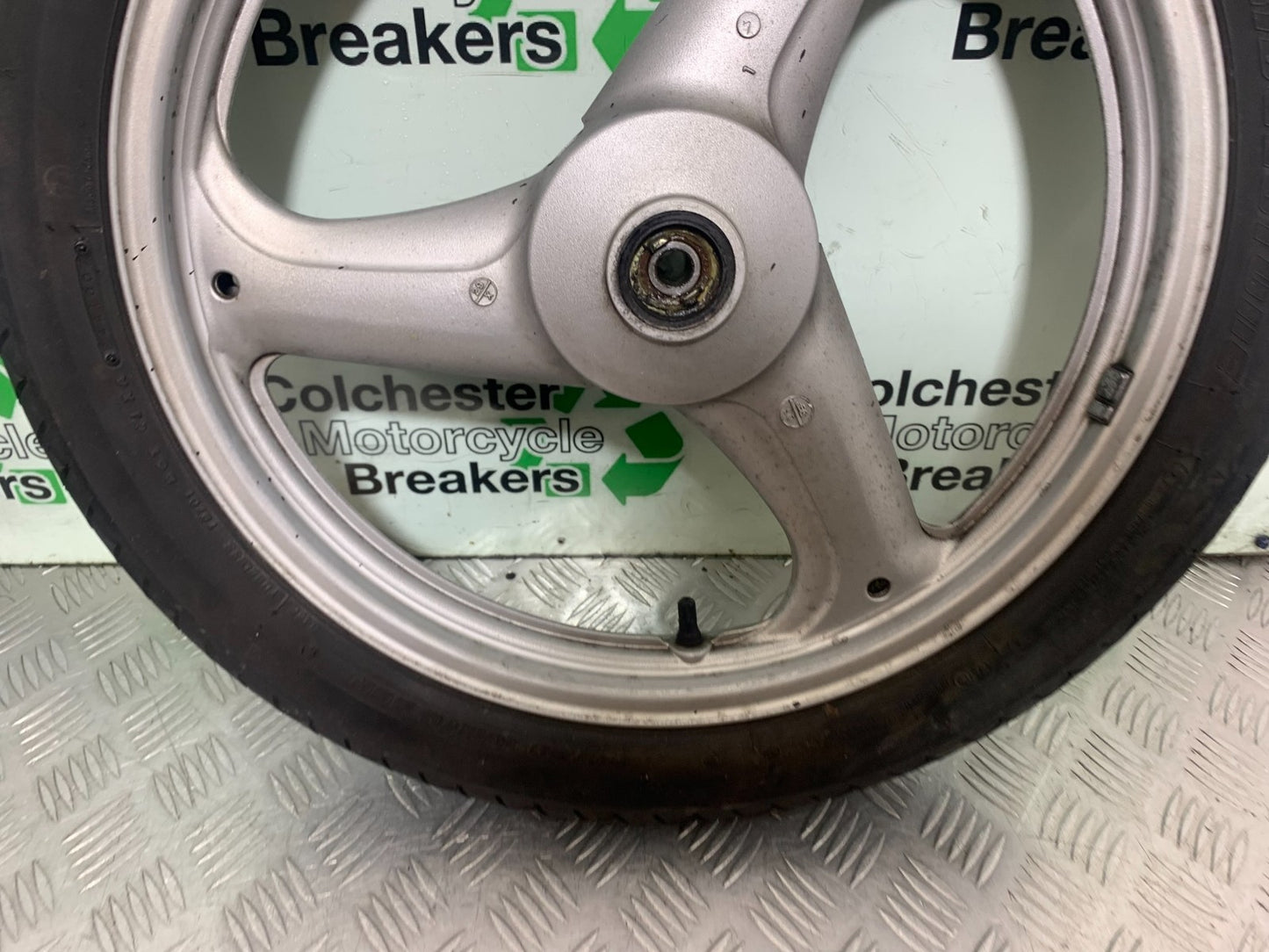 HONDA XL125 VARADERO FRONT WHEEL   YEAR 2001-2006  (CMB1210)