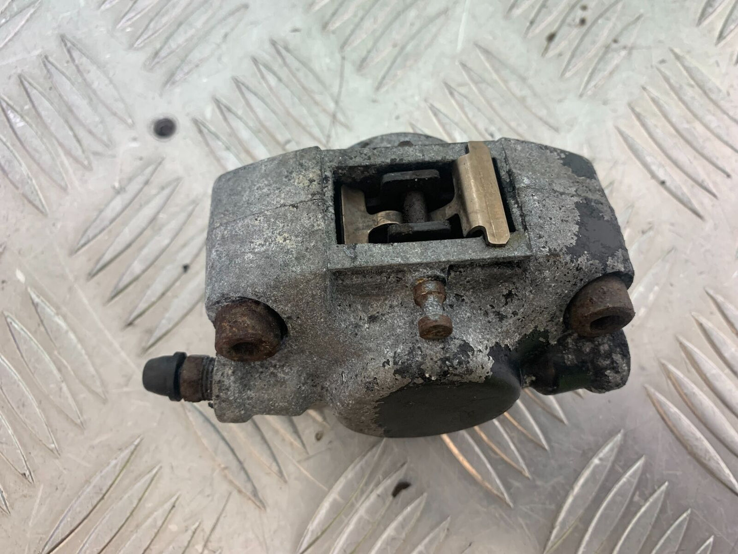 PIAGGIO VESPA GTS 300 REAR BRAKE CALIPER  YEAR 2010 (CMB1062)