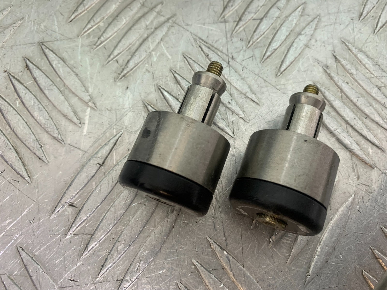 SUZUKI SV1000 SV 1000 S CRASH PROTECTORS AND BOBBINS  YEAR 2003-2007 (CMB1293)