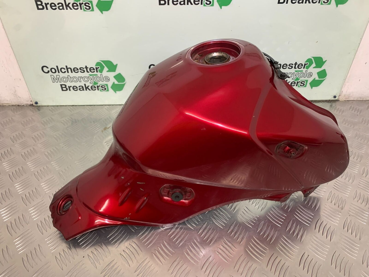 SUZUKI DL 650 V-STROM PETROL TANK   YEAR 2006 2011 (STOCK 954)