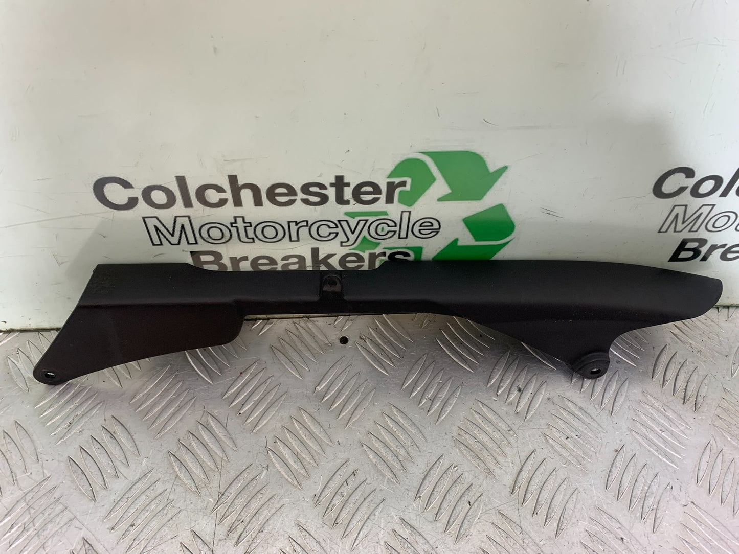 KAWASAKI ZX10R ZX10 R CHAIN GUARD  2008-2010 (CMB1301)