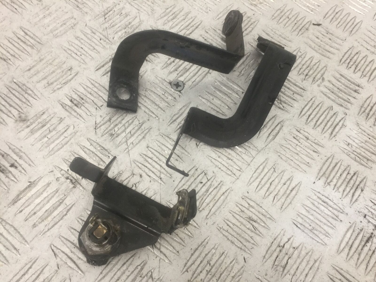 TRIUMPH 955i SPRINT ST BRACKETS YEAR 1999-2004 (STOCK 868)