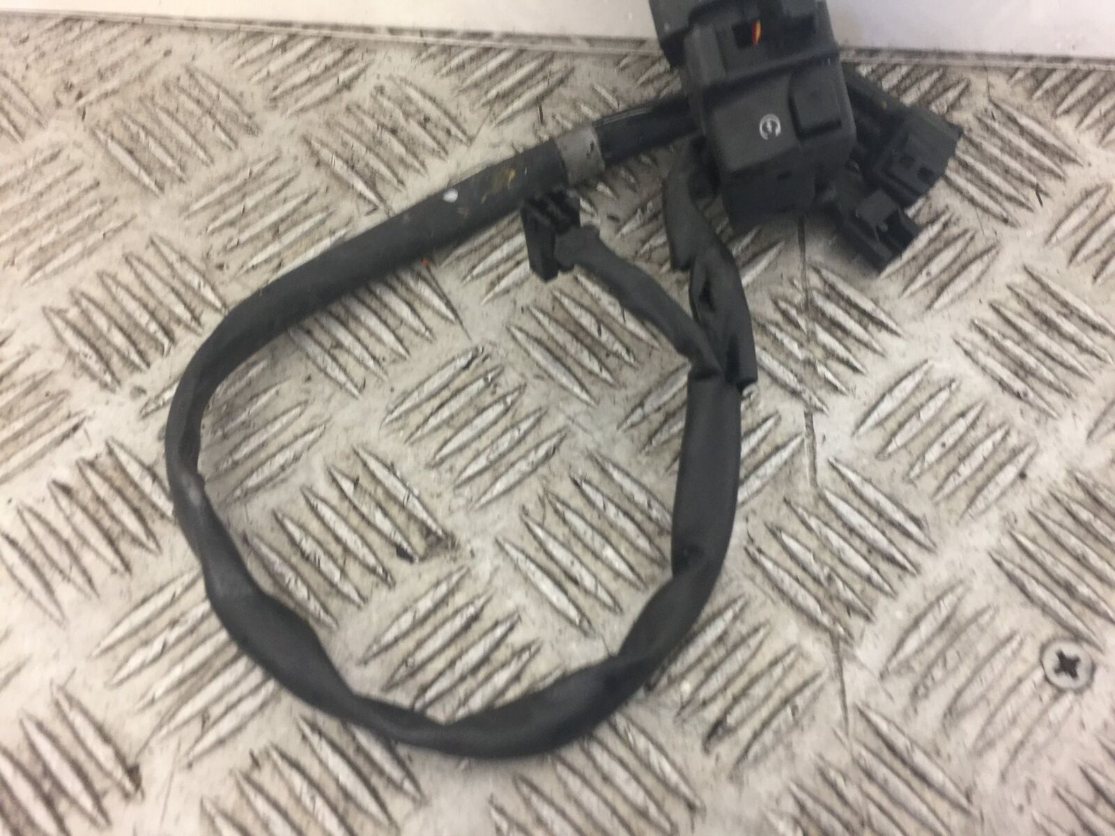 KAWASAKI ZX6R ZX6 R P7F P8F RIGHT SWITCH GEAR  YEAR 2007 2008