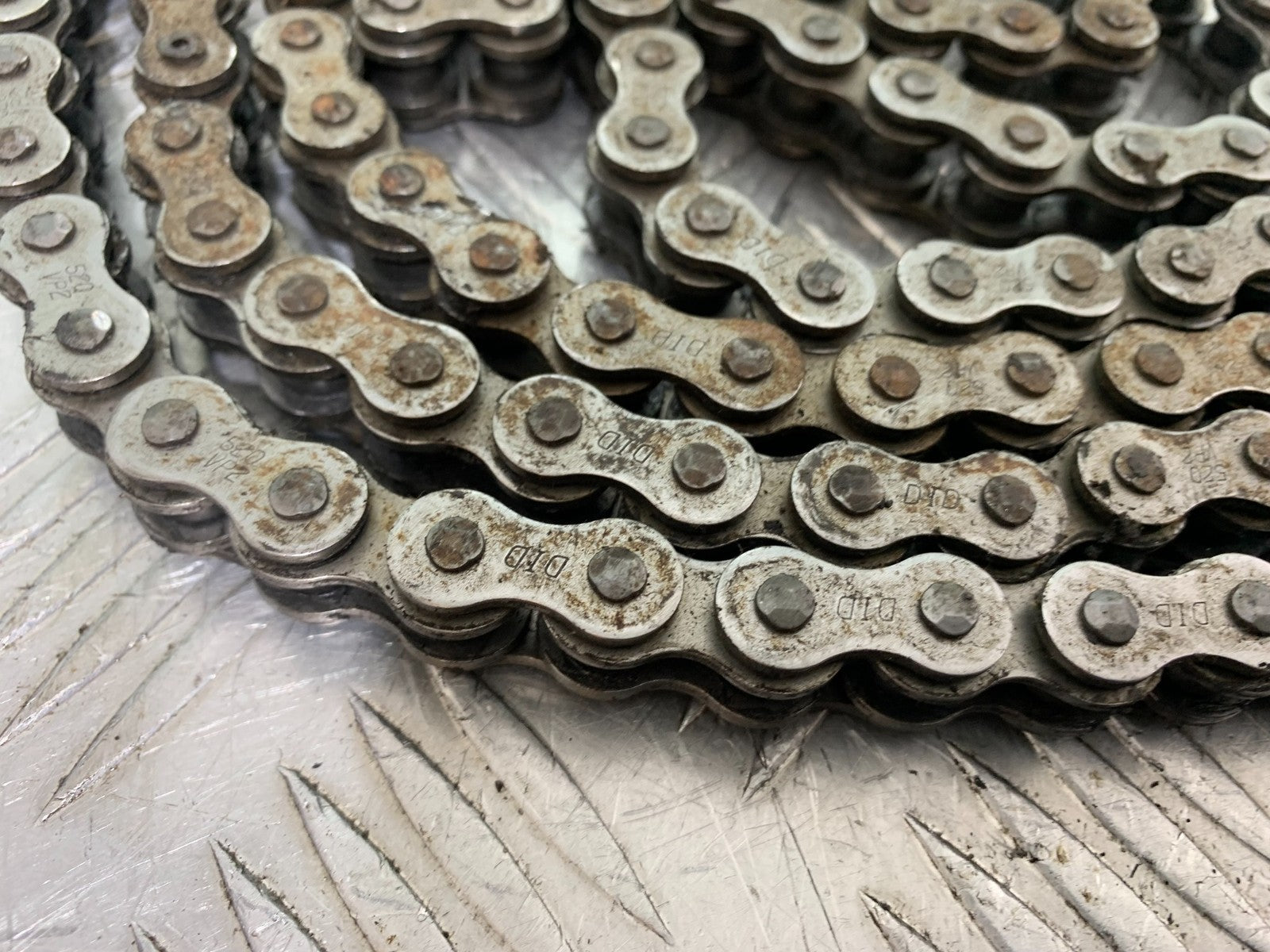 KTM 125 DUKE CHAIN YEAR 2018-2023 (CMB1185)