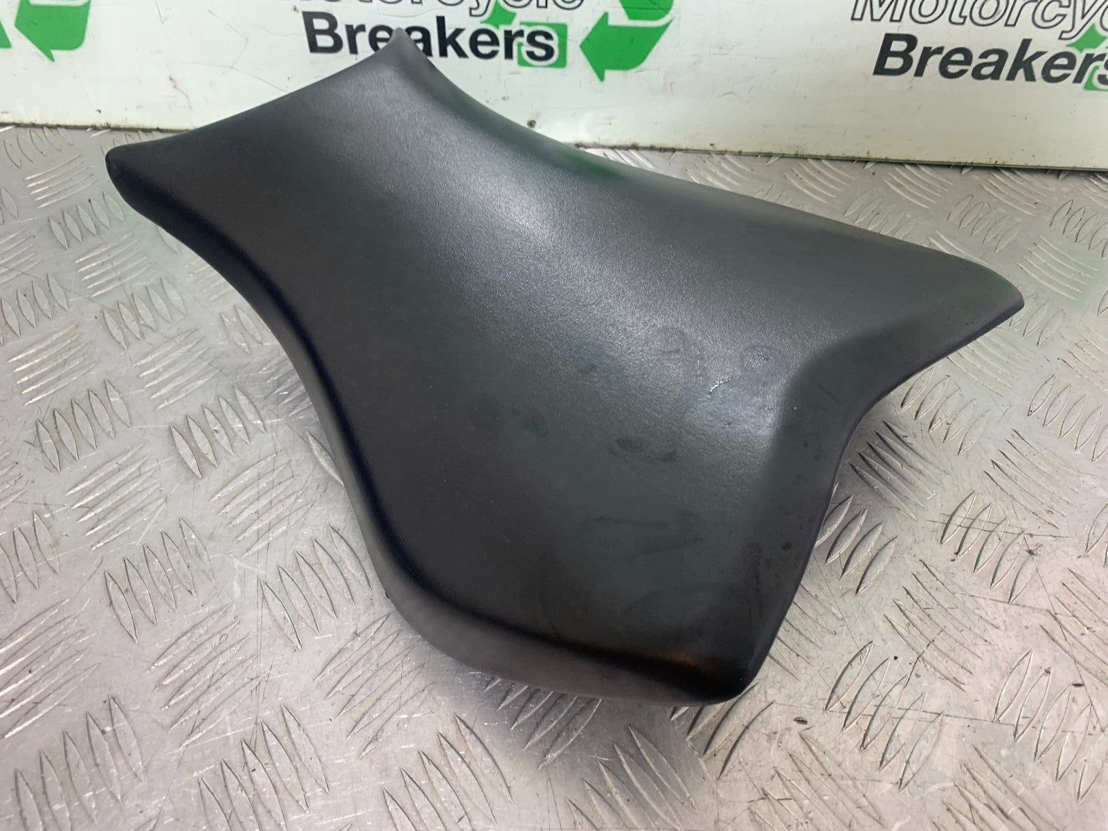 HONDA CBR1000 rr FIREBLADE FRONT SEAT  YEAR 2012-2016 (CMB1198)