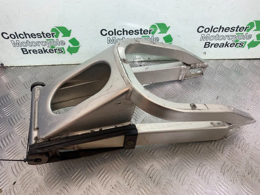 YAMAHA YZF R1 4XV SWINGARM   YEAR 1998-99 (CMB1291)