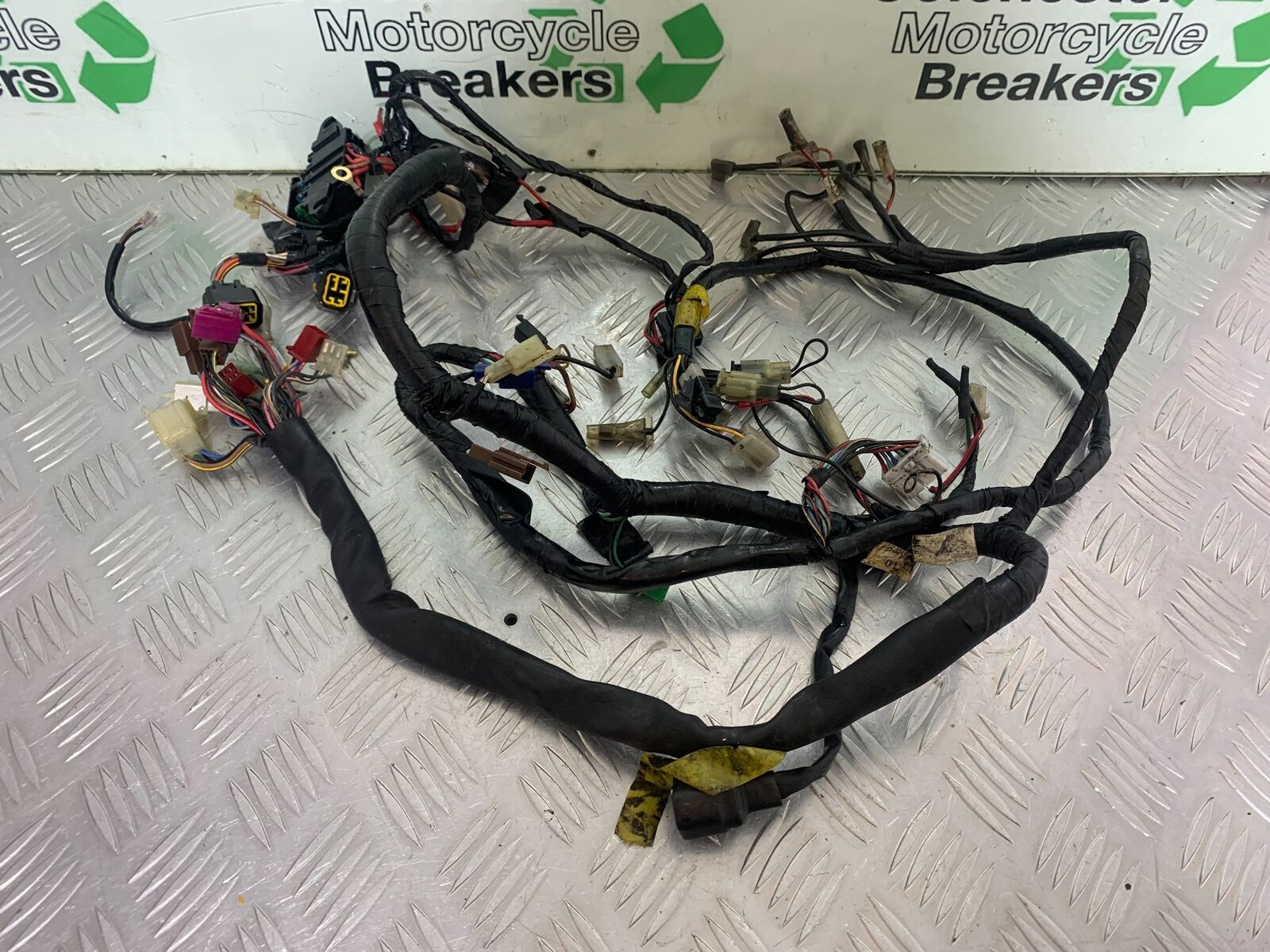 YAMAHA XJR1300 XJR 1300 WIRING LOOM  YEAR 1999-2003 (CMB1055)