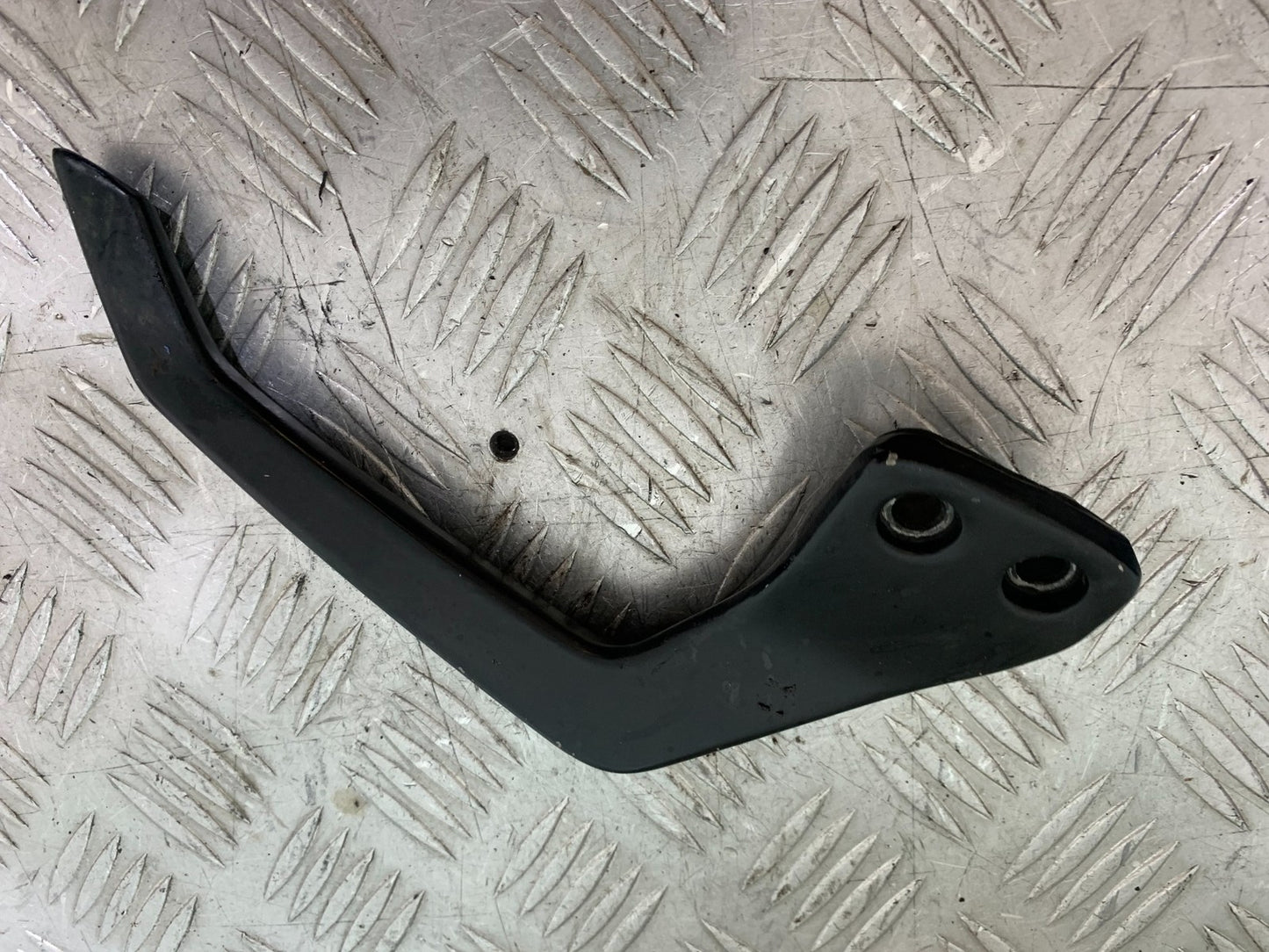KTM DUKE 125 RIGHT REAR GRAB RAIL   YEAR 2012-2016 (CMB1317)