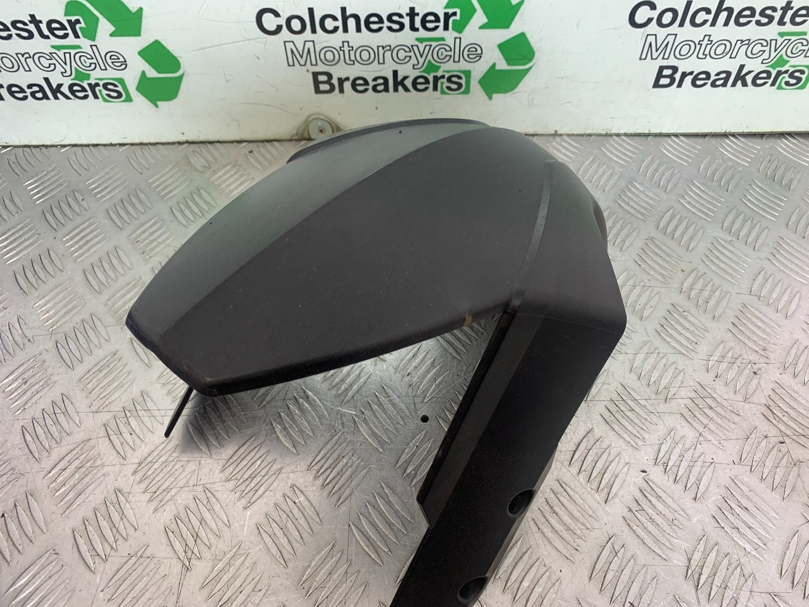 KTM 990 SUPER DUKE FRONT MUDGUARD YEAR 2007-2011  (CMB1207)
