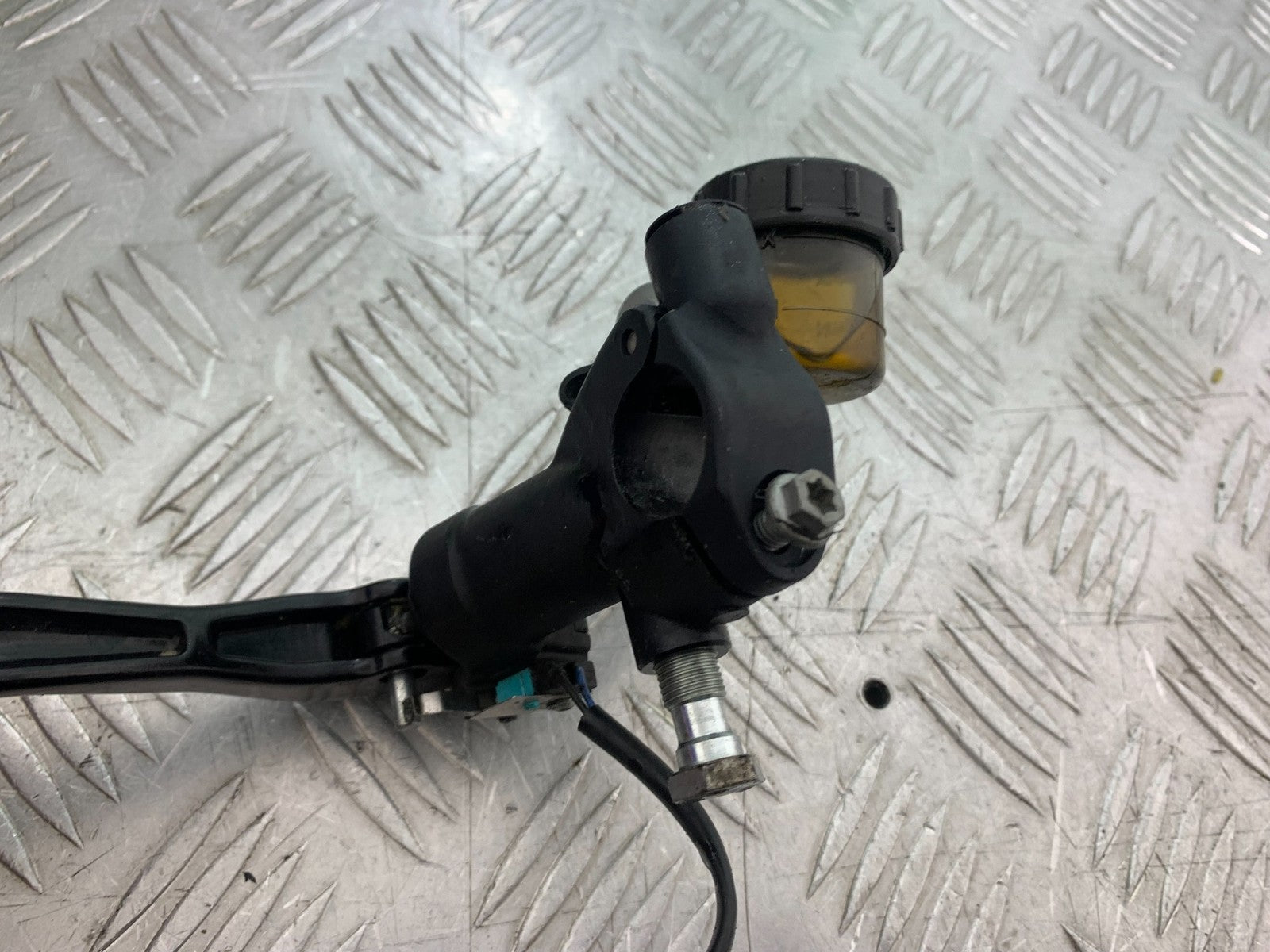 KTM 1290 SUPER DUKE R CLUTCH MASTER CYLINDER   YEAR 2020-2024 (CMB1272)