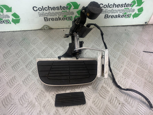 HONDA VTX1300 S-6  RIGHT FOOTBOARD  YEAR 2004-09 (CMB1159)