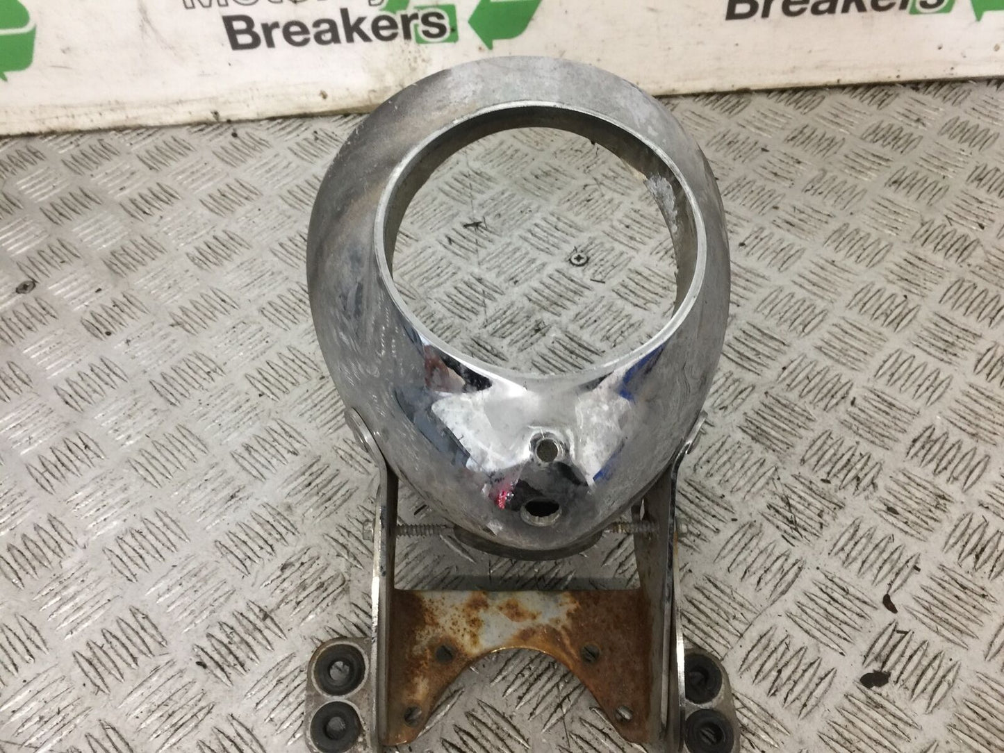 VICTORY V92 C HEADLIGHT BACKING  YEAR 2004 (STOCK 765)
