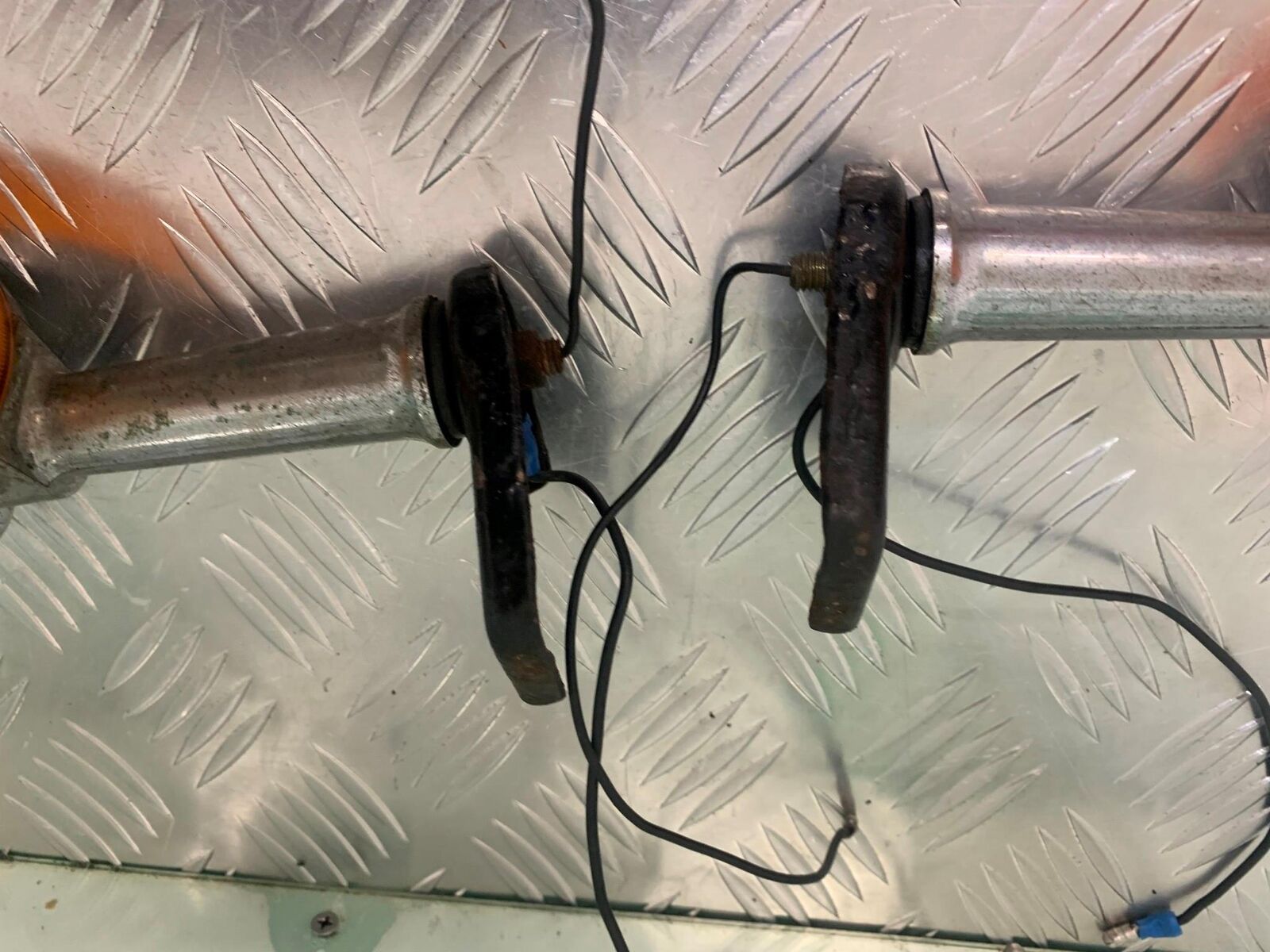 SUZUKI GS750 E GS 750E REAR INDICATORS AND BRACKETS  YEAR 1979  (STOCK 959)