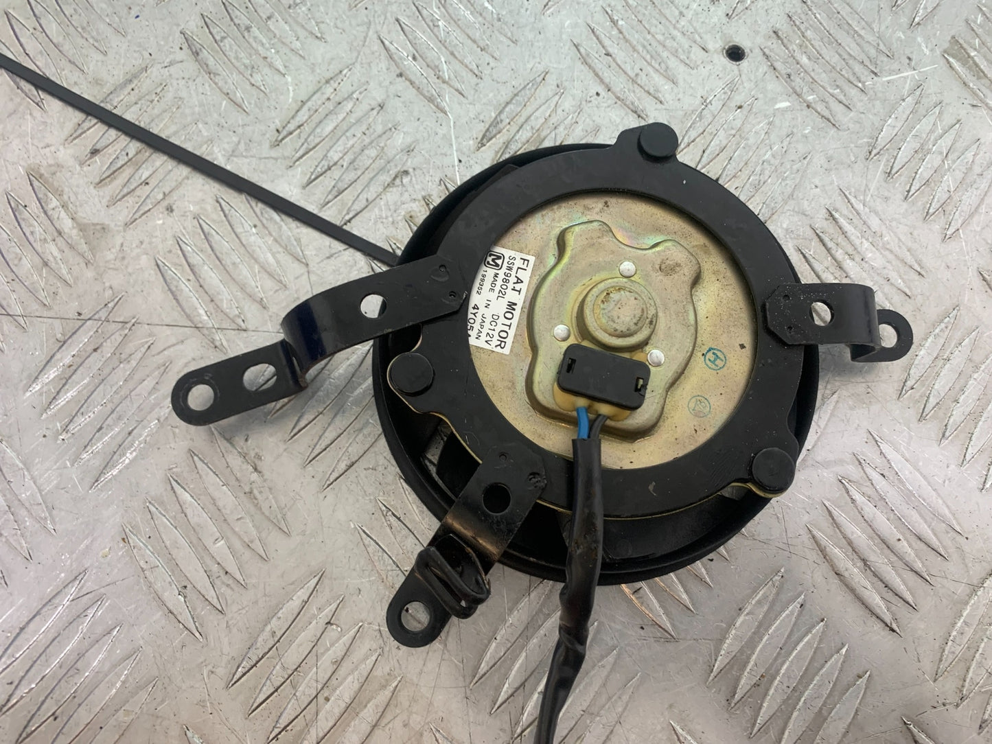 YAMAHA YZF R1 RADIATOR FAN   YEAR 2004-2006 (CMB1155)