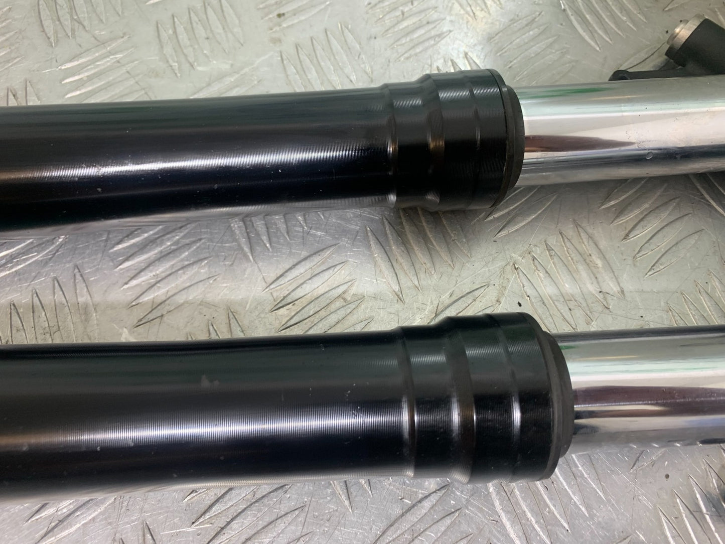 HONDA CBR1000 rr FIREBLADE FORKS   YEAR 2012-2016 (CMB1198)