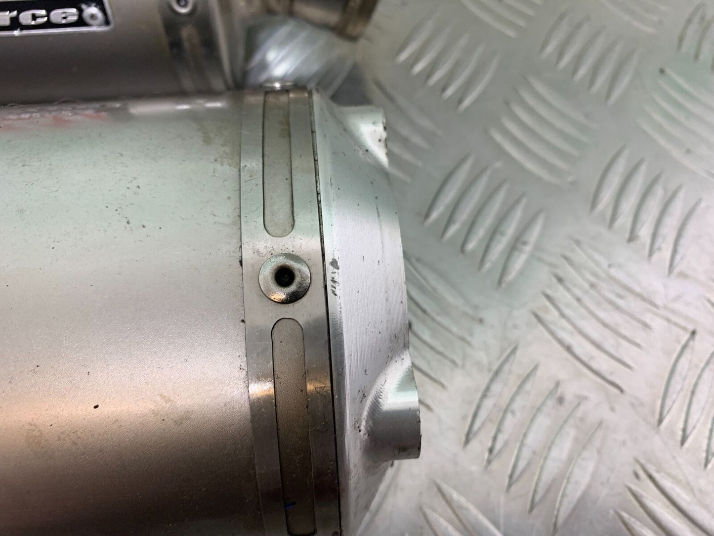 SUZUKI SV1000 SV 1000 K4 YOSHIMURA SILENCERS YEAR 2003-2007 (CMB1042)