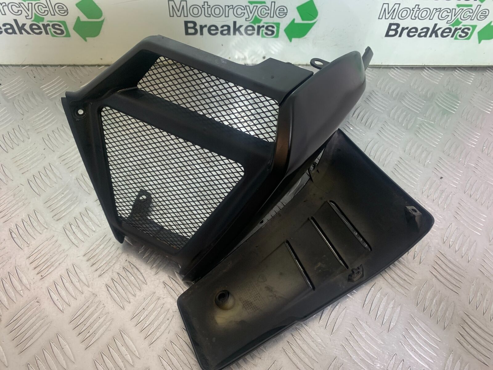 DUCATI DIAVEL 1200 BELLYPAN   YEAR 2014-17 (CMB1054)