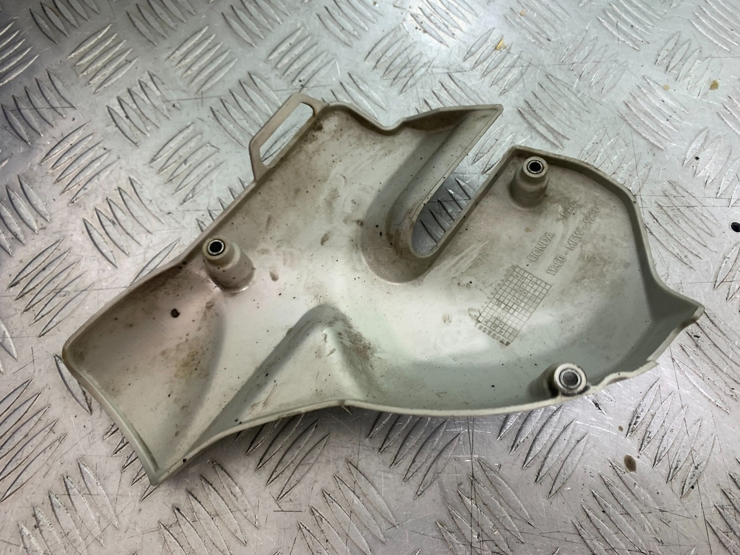 HONDA NT 700 V DEAUVILLE SPROCKET COVER   YEAR 2006-2011 (CMB1211)