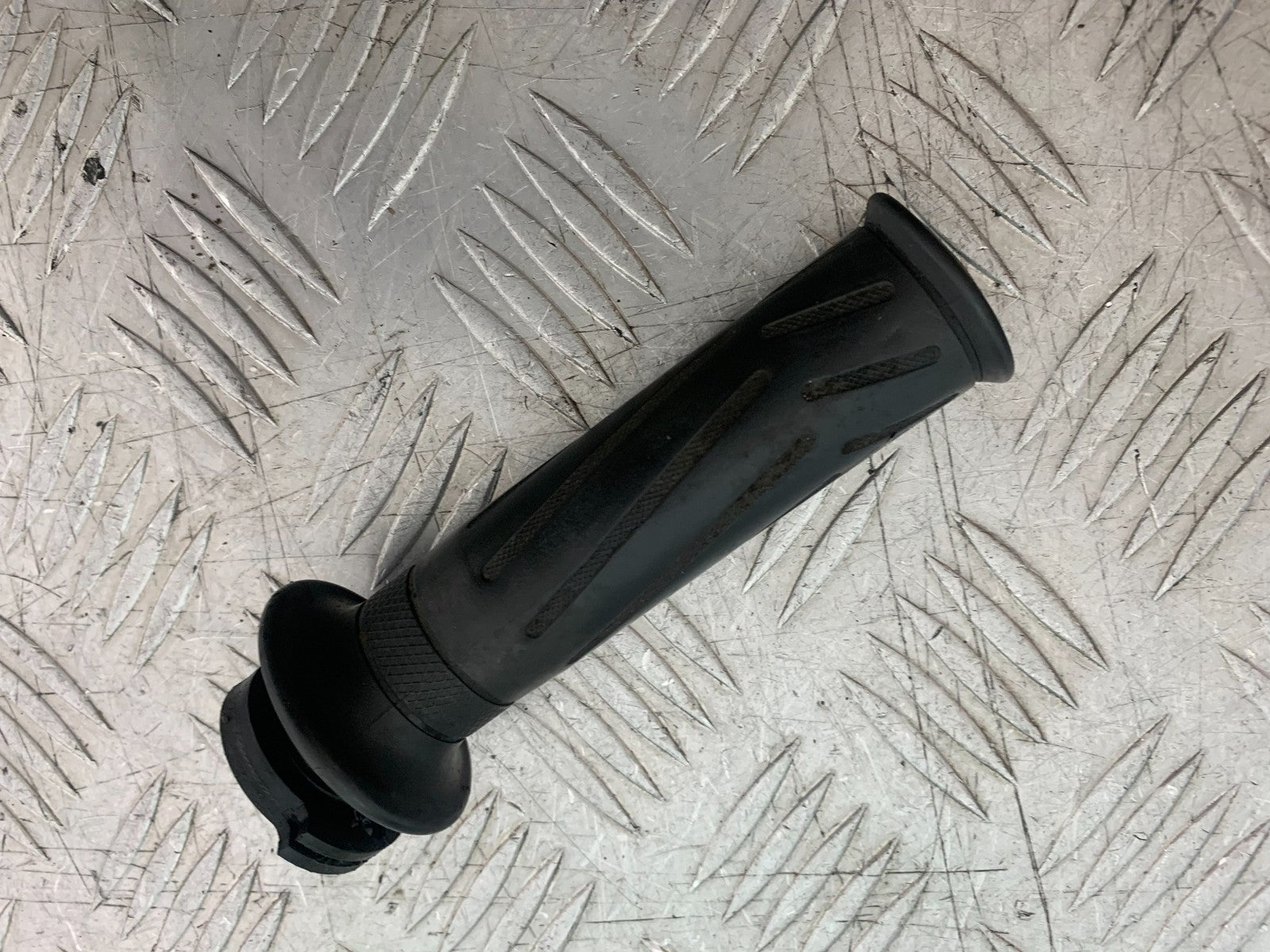 YAMAHA YS125 YS 125 THROTTLE TWIST GRIP  YEAR 2017-2021 (CMB1321)